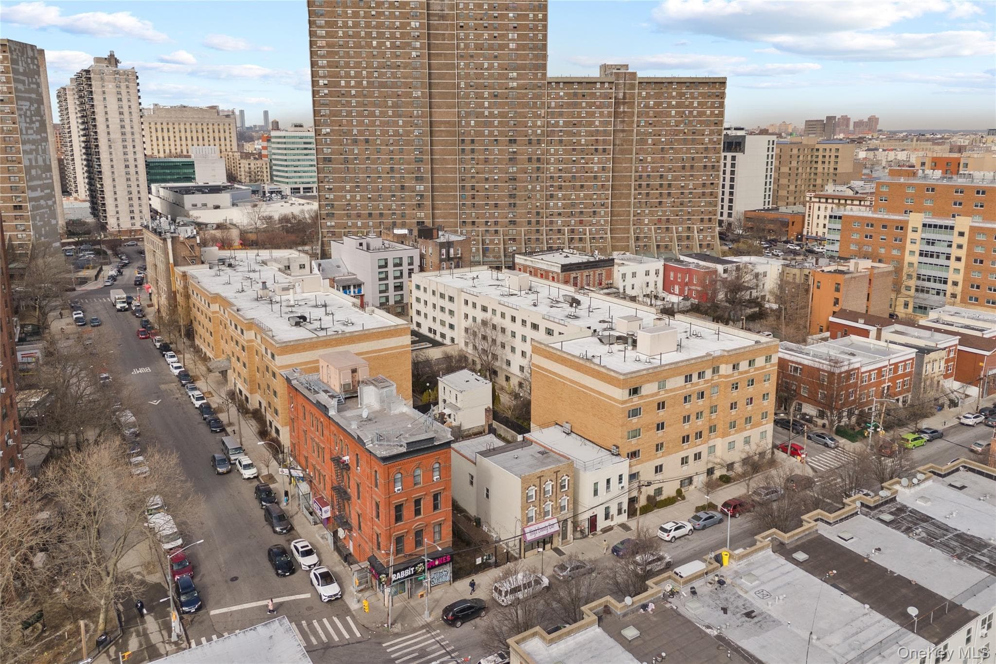 811 Courtlandt Avenue thumbnail 5