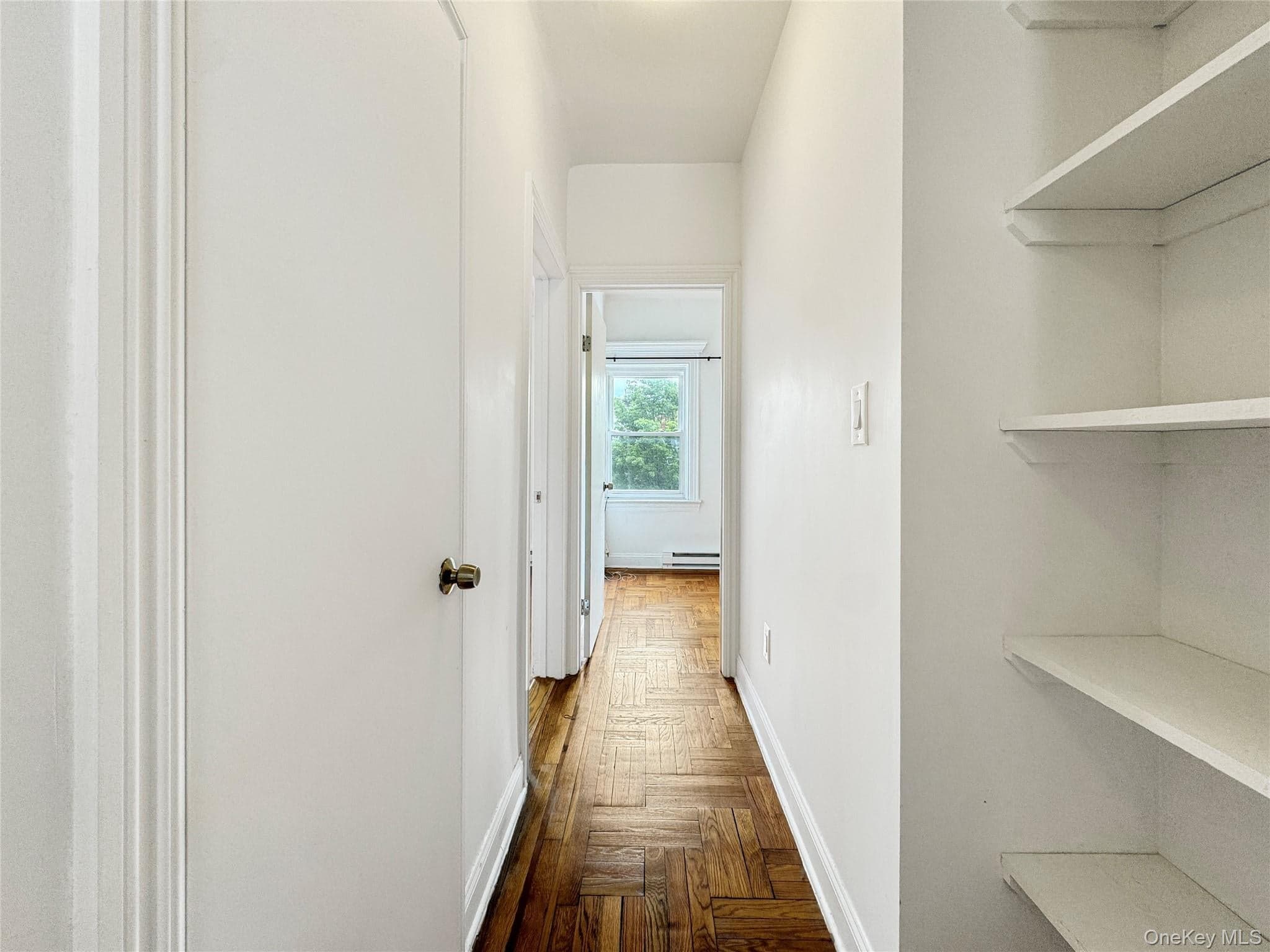 811 Courtlandt Avenue thumbnail 34