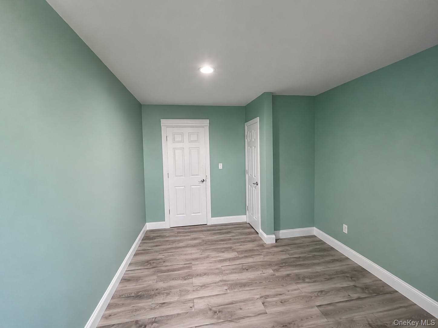 59 Whittier Drive thumbnail 9