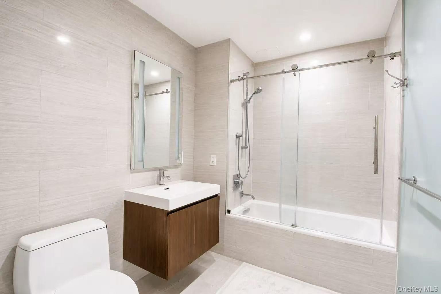 131-03 40th Road Unit: 20P thumbnail 5