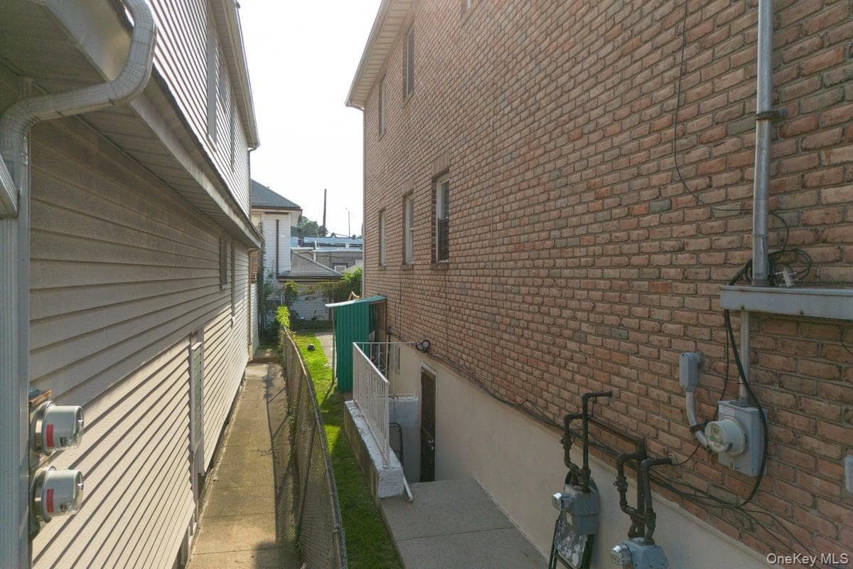 84-70 159th Street St thumbnail 7