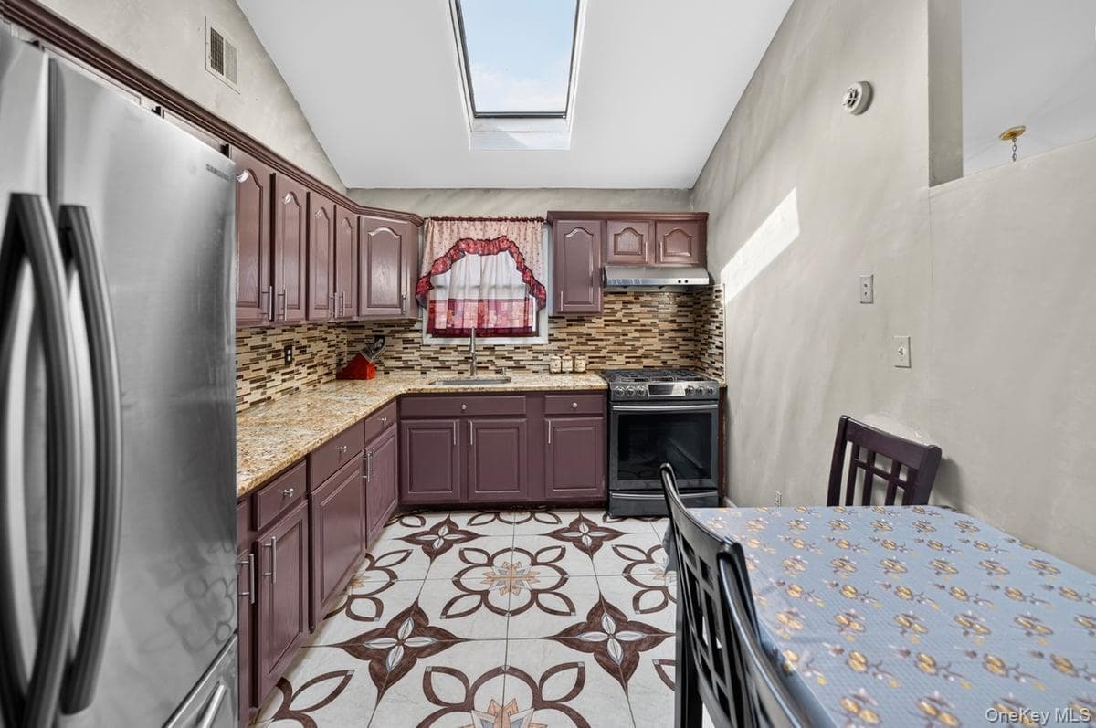 84-70 159th Street St thumbnail 21