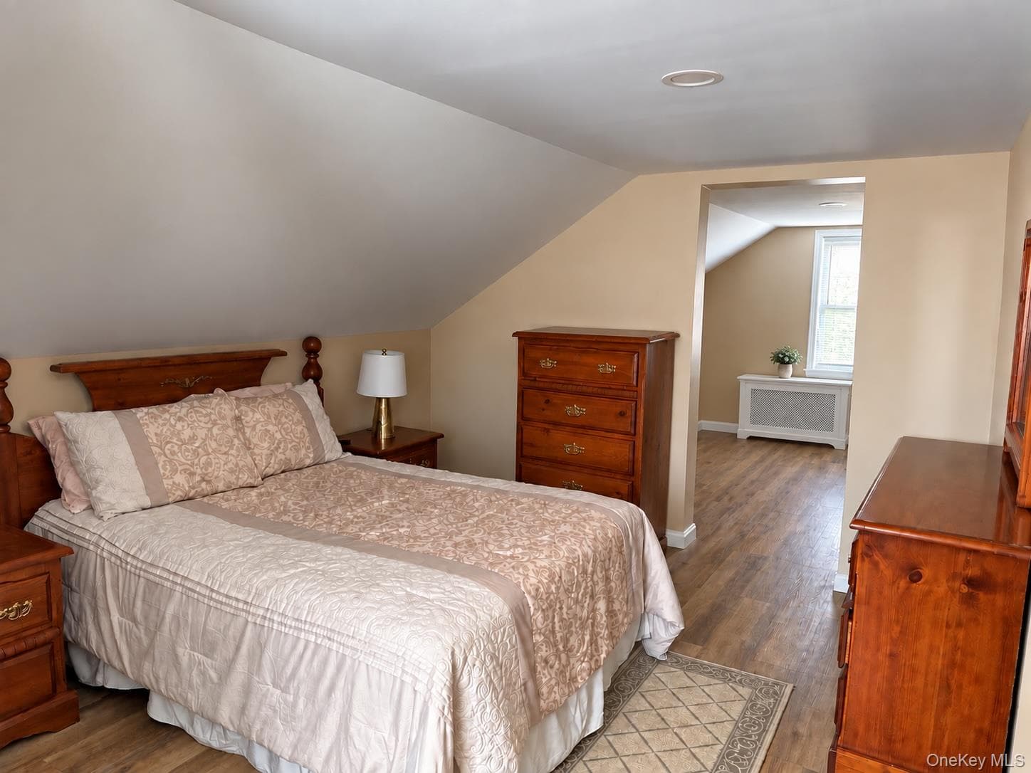 1041 Barnes Street thumbnail 4