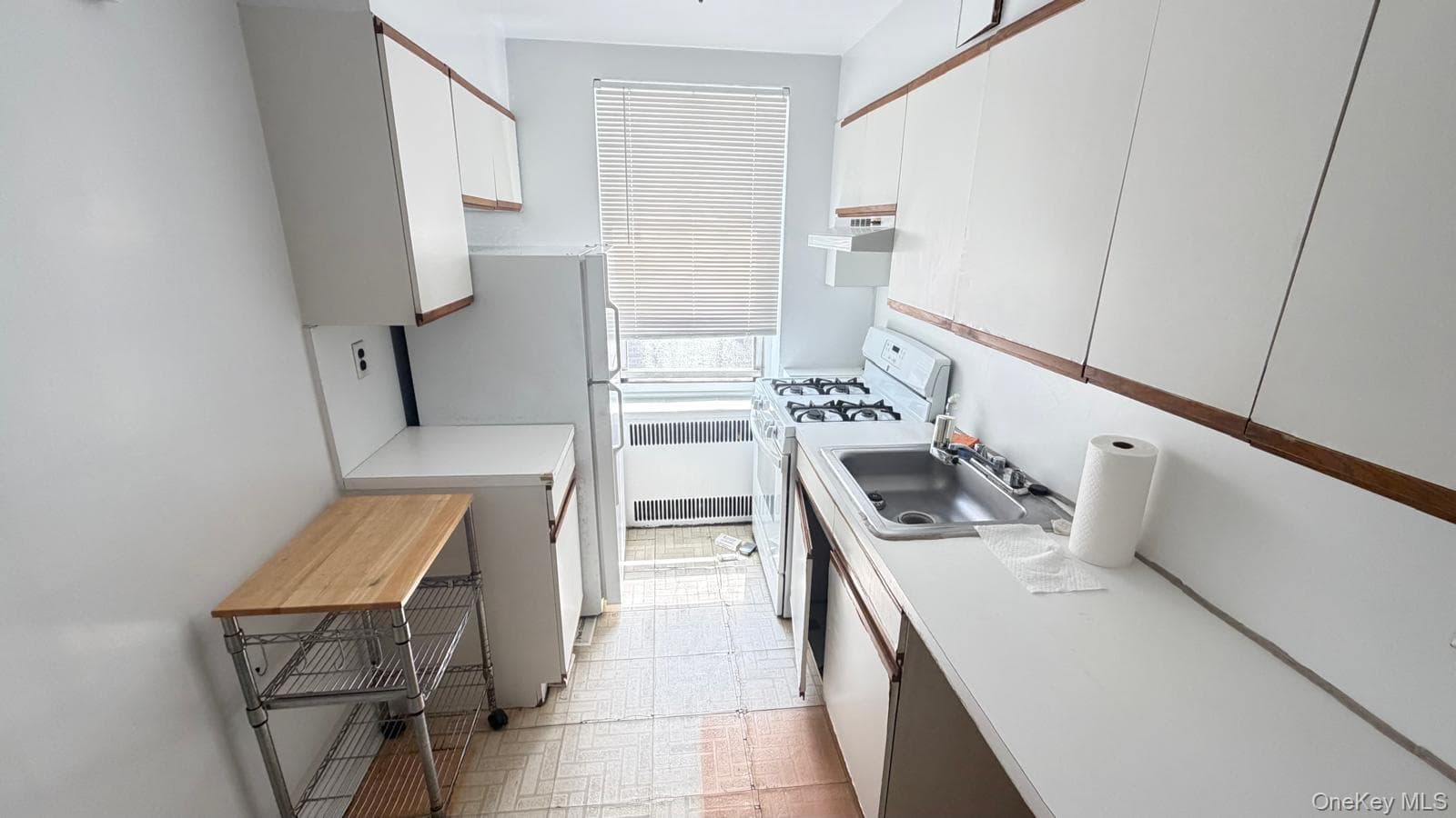 61-41 Saunders Street Unit: B67 thumbnail 15