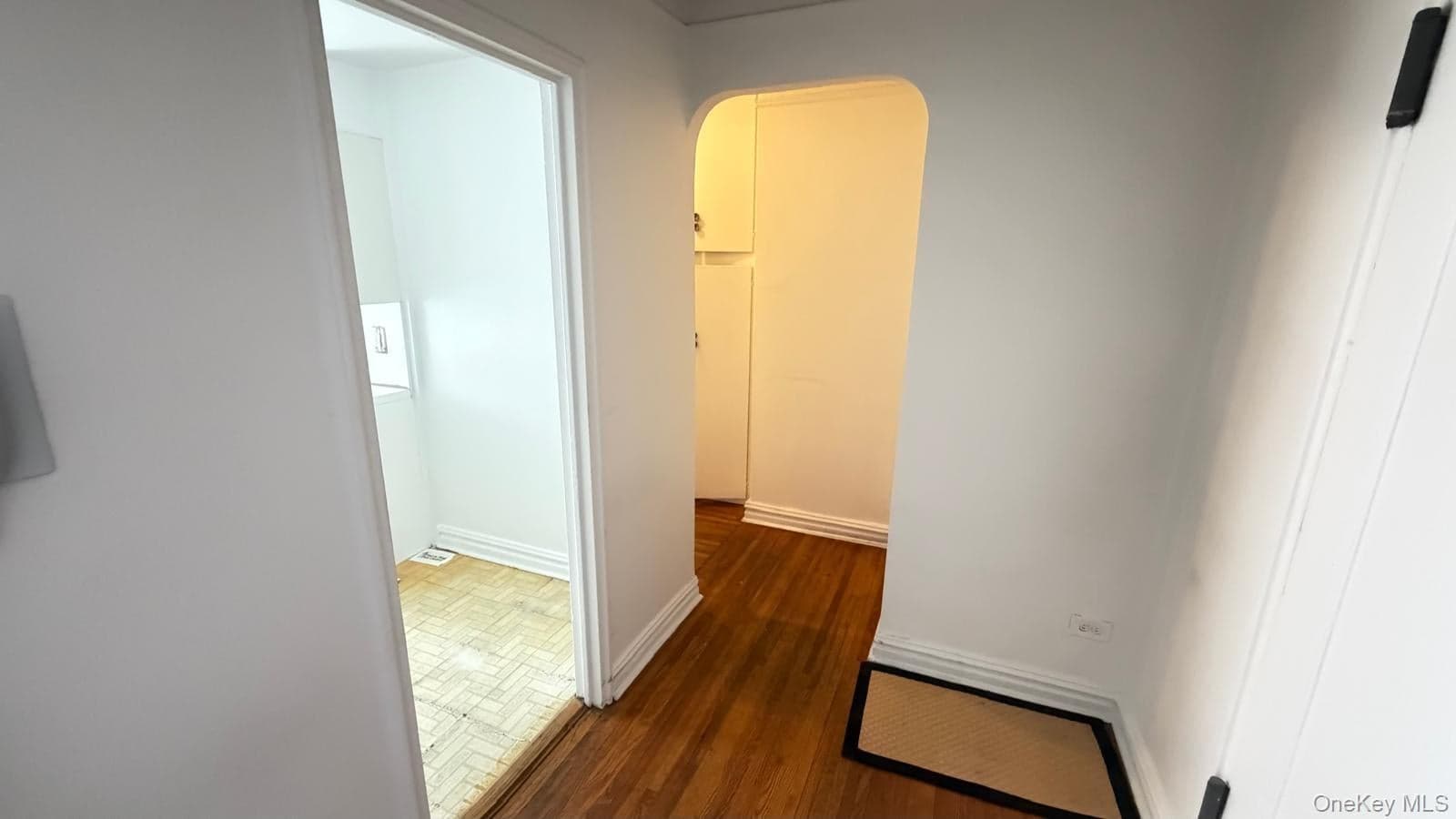 61-41 Saunders Street Unit: B67 thumbnail 8