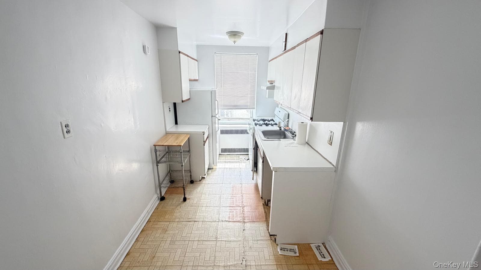 61-41 Saunders Street Unit: B67 thumbnail 9