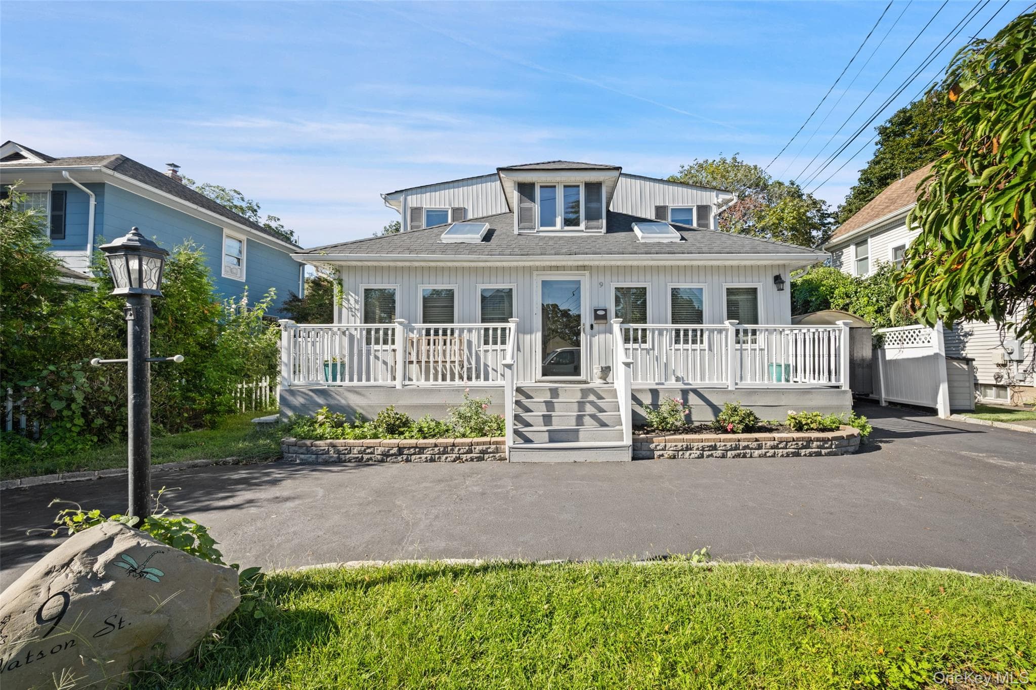 9 Watson ST, East Islip