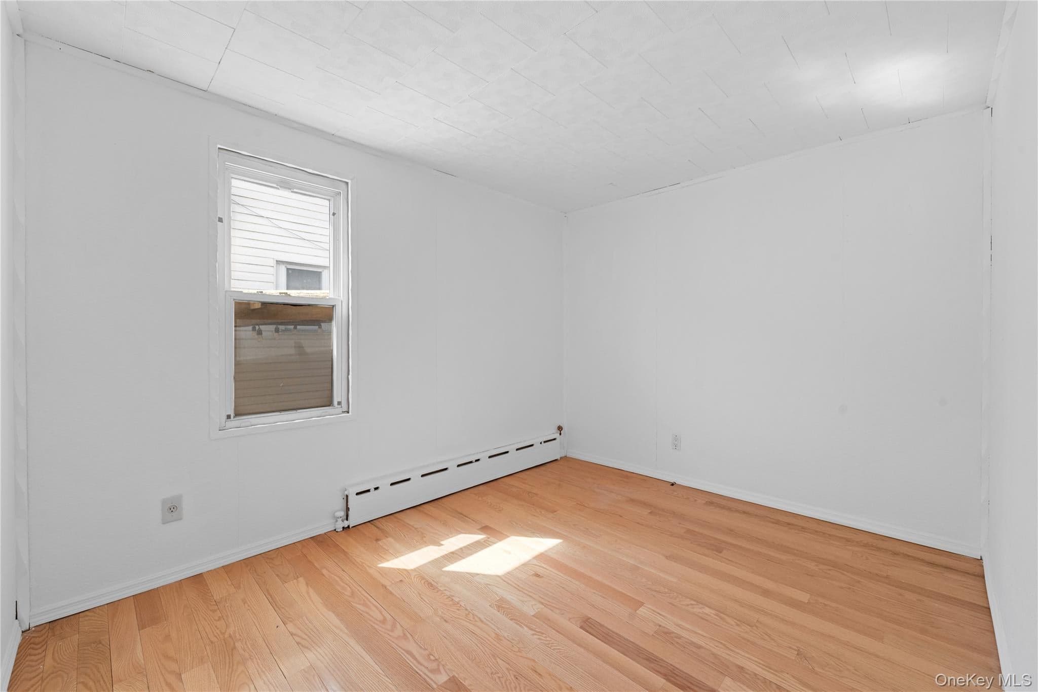 224 W Broadway thumbnail 25