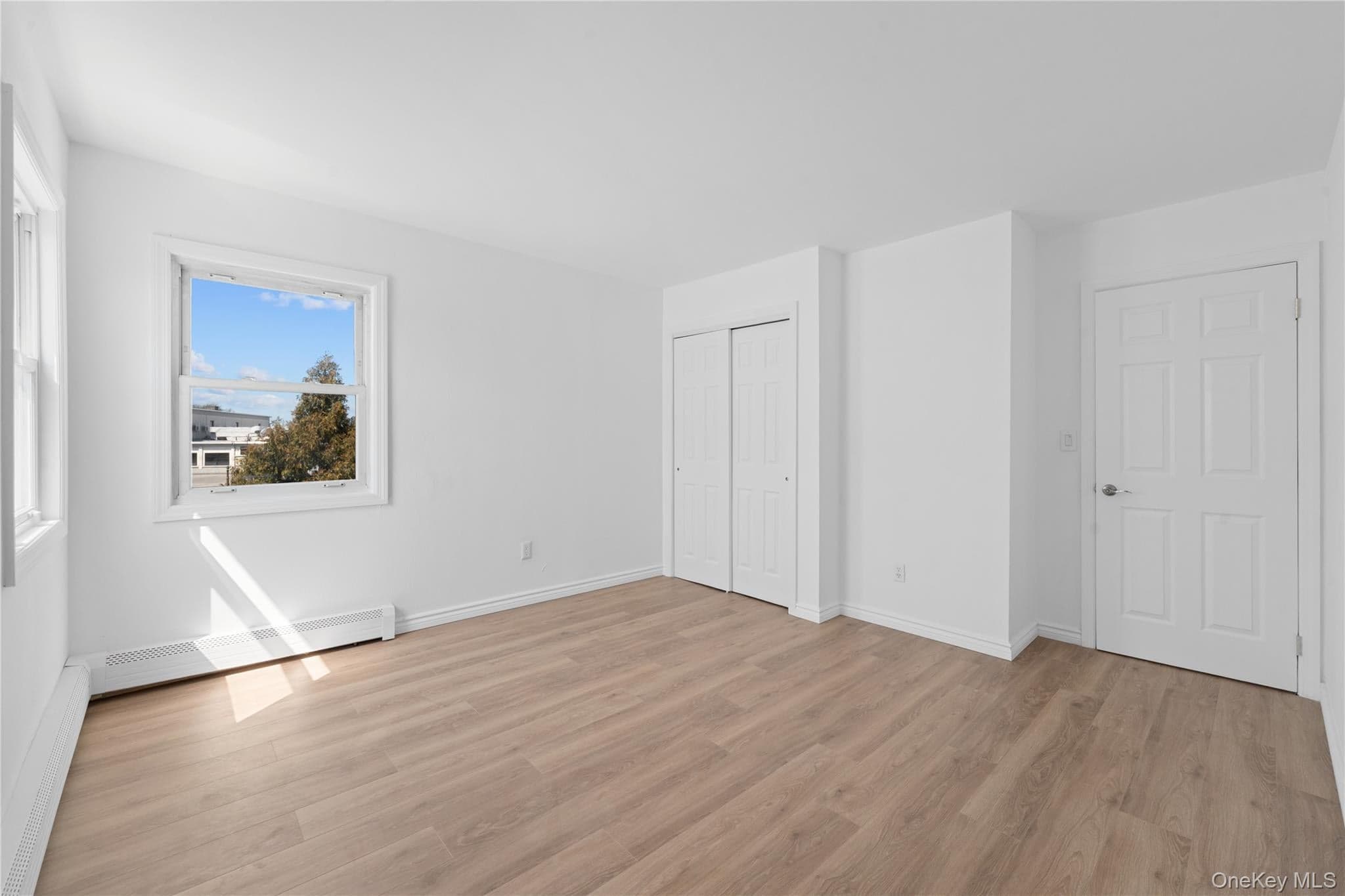 224 W Broadway thumbnail 24