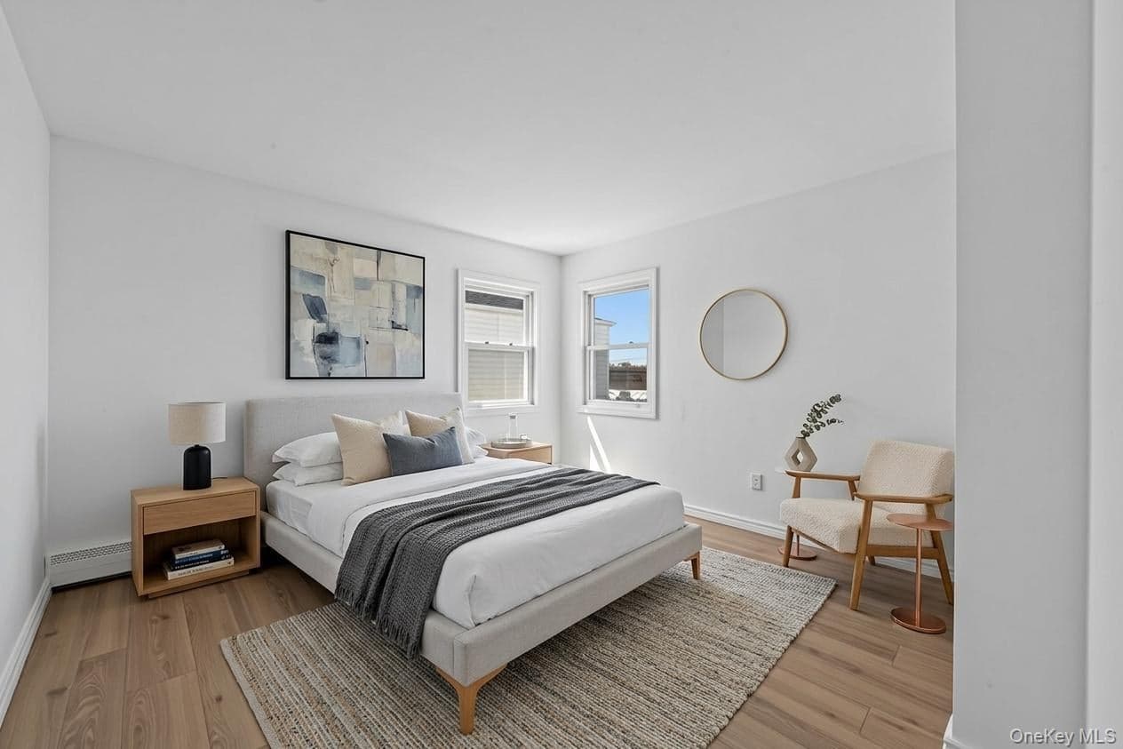 224 W Broadway thumbnail 17