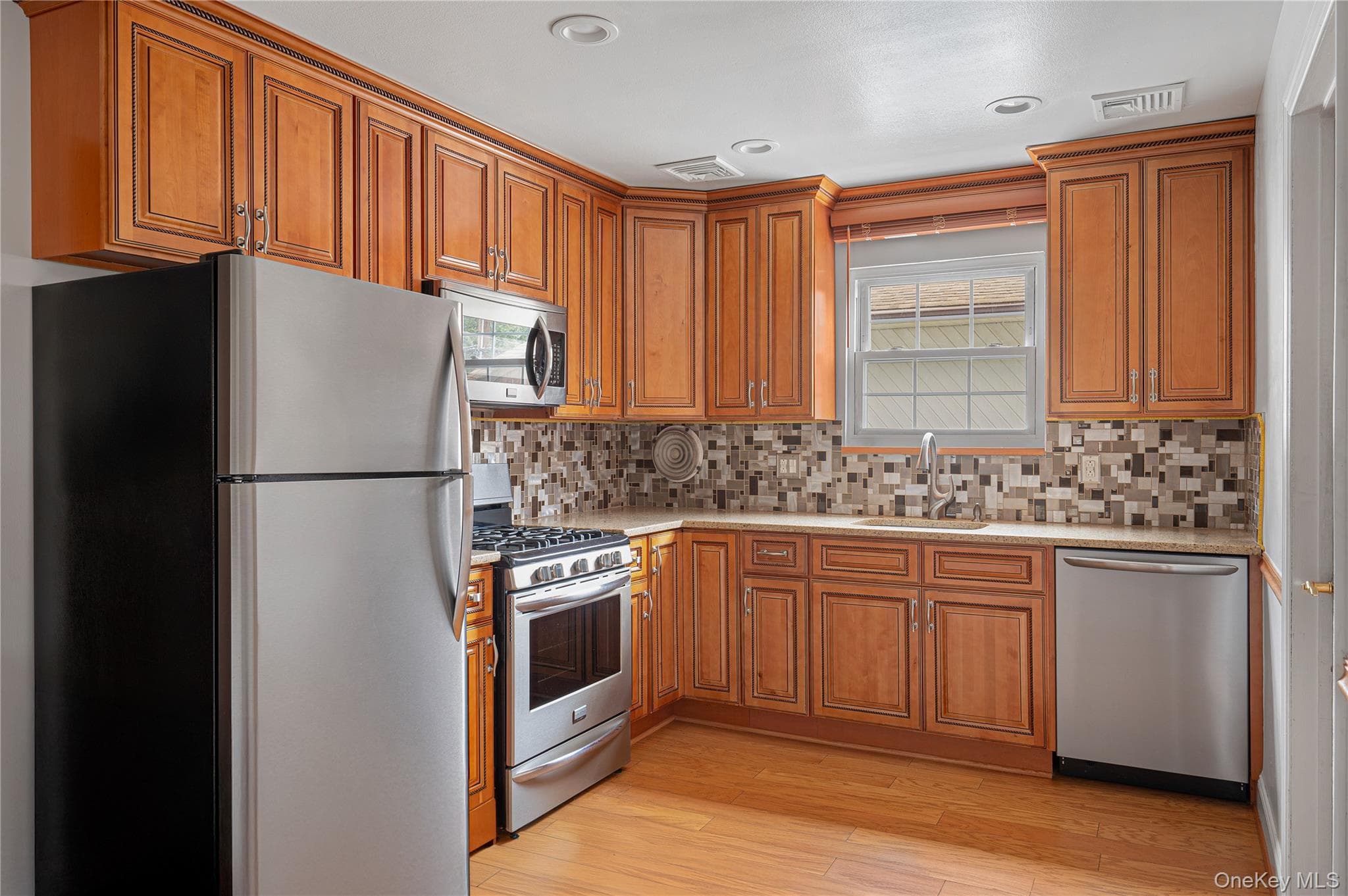 364 Nassau Boulevard BLVD thumbnail 11