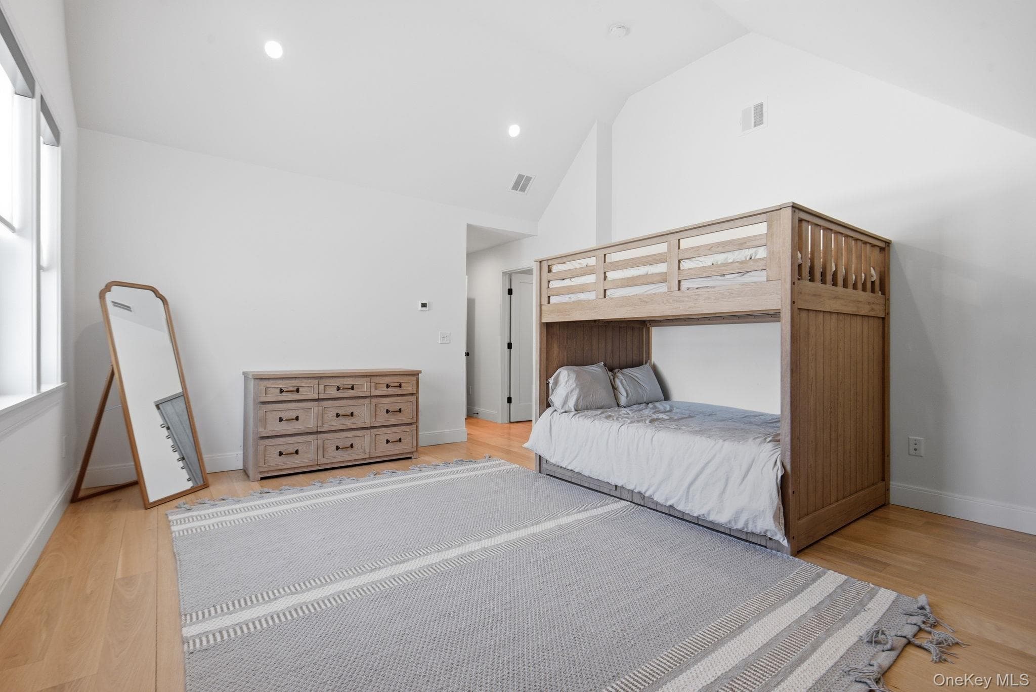 6 Conifer Court thumbnail 35