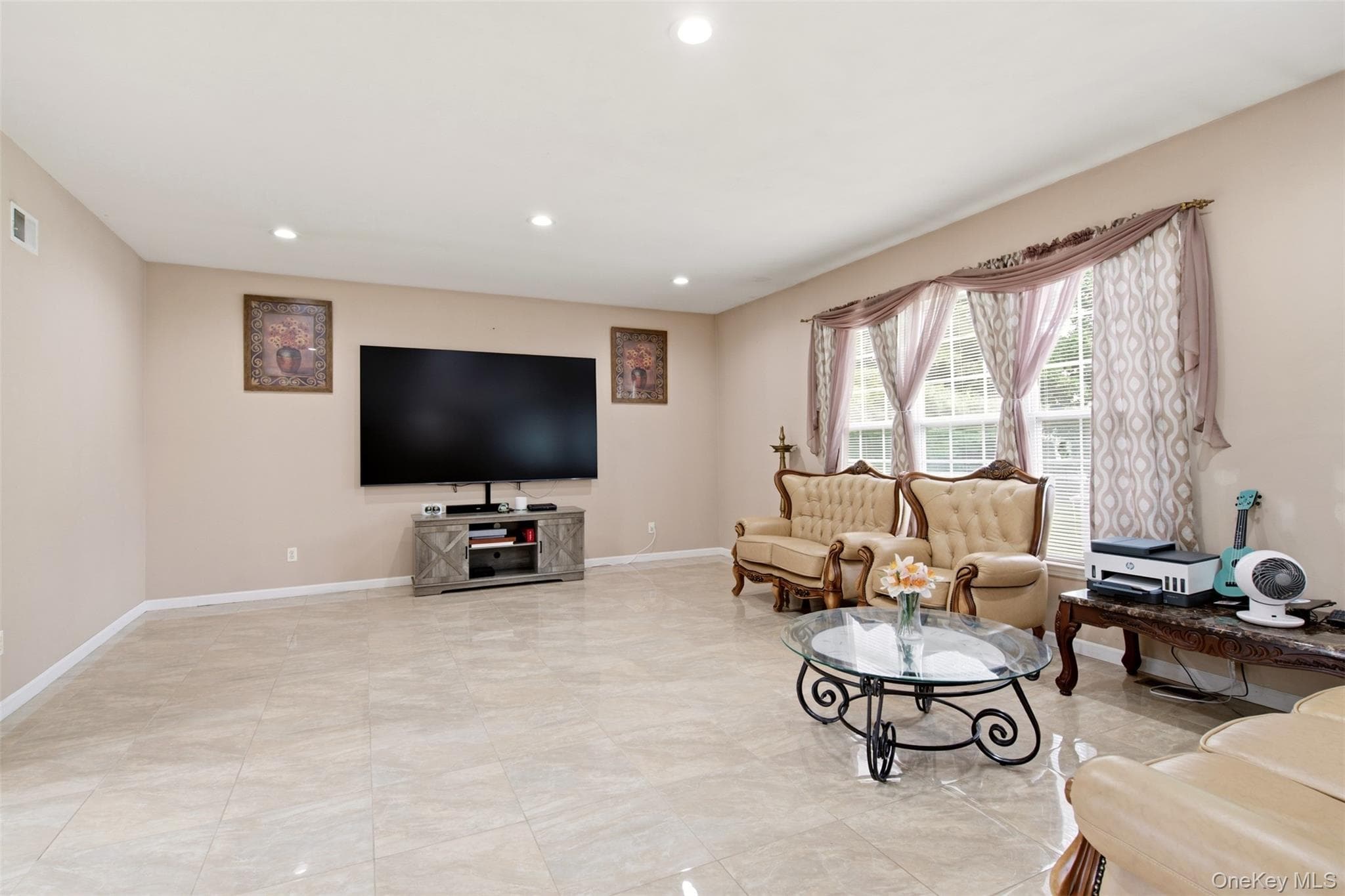 2 Sherwood Drive thumbnail 8