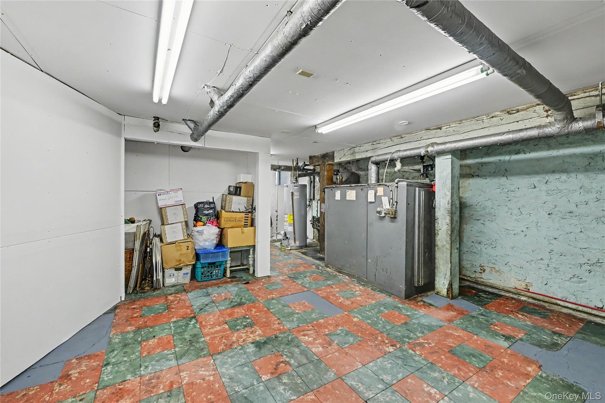 176 Archer Avenue thumbnail 38