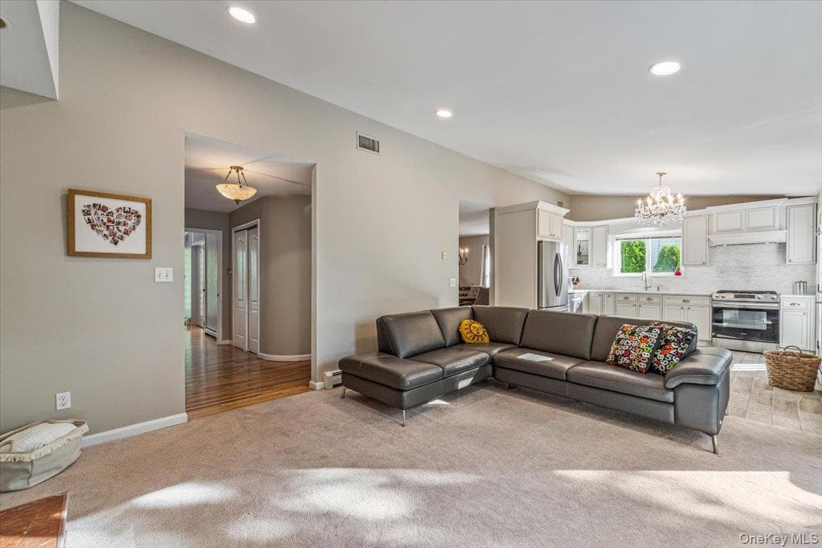 70A Manor Drive thumbnail 9