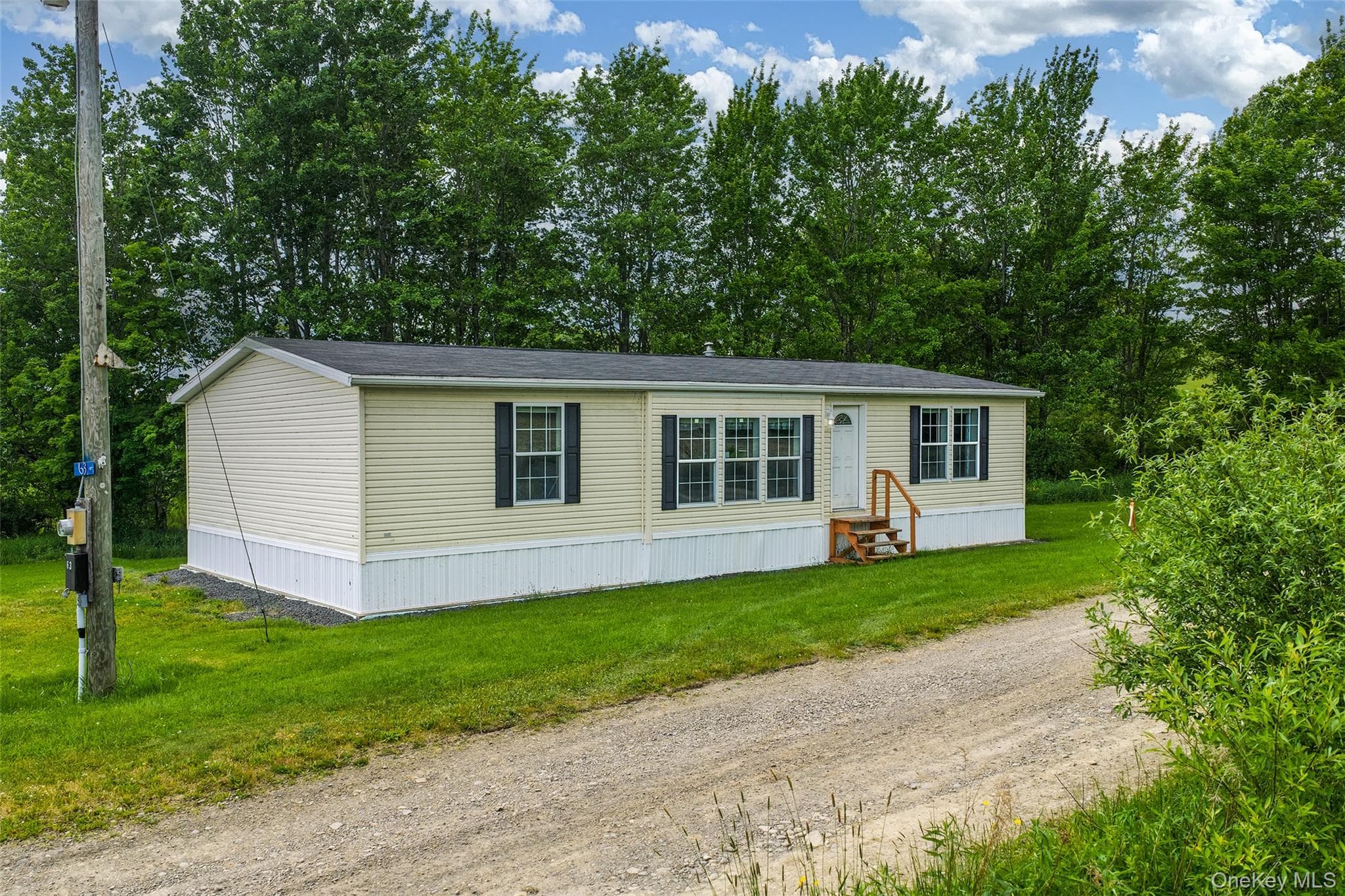 61 Fusco Drive thumbnail 17
