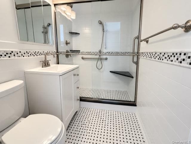 26910 Grand Central Parkway PKWY Unit: 15B thumbnail 17