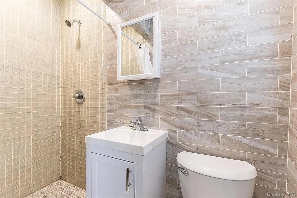 80-15B 168th Street thumbnail 12