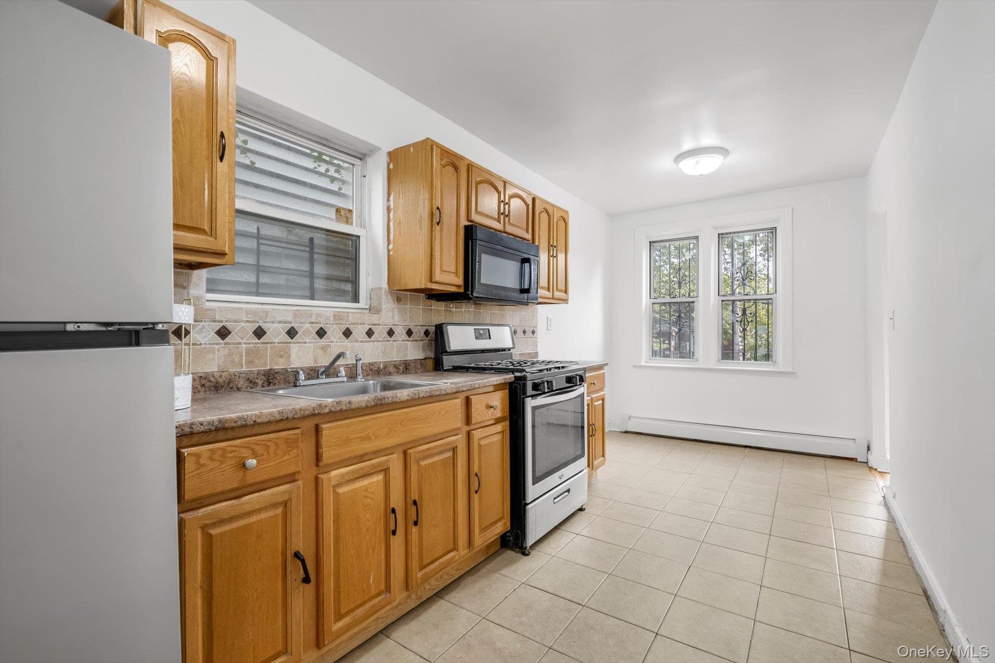 1609 Colden Avenue thumbnail 7