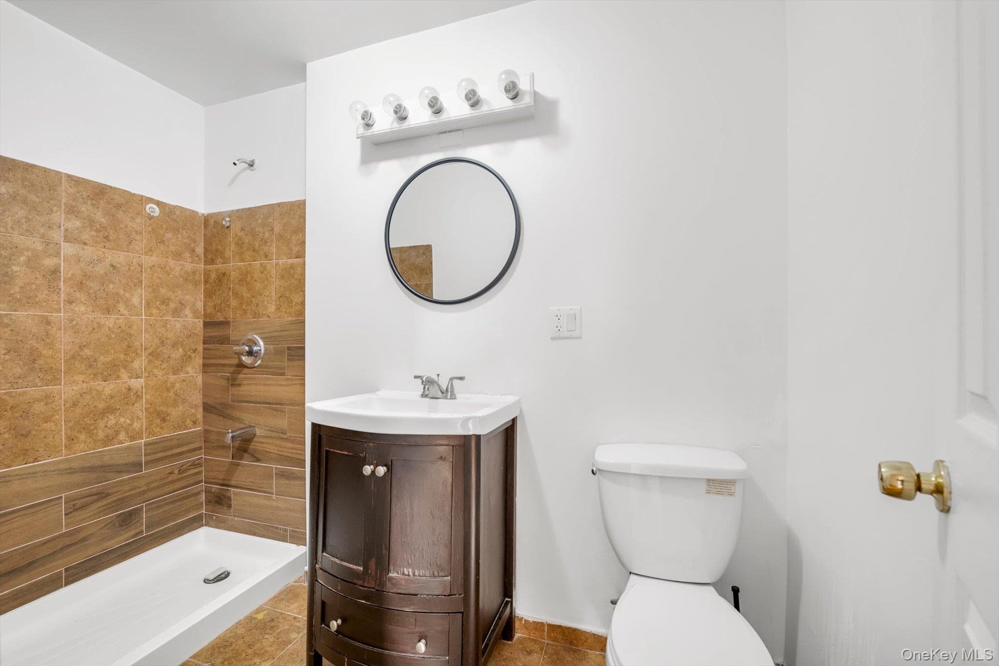 1609 Colden Avenue thumbnail 13