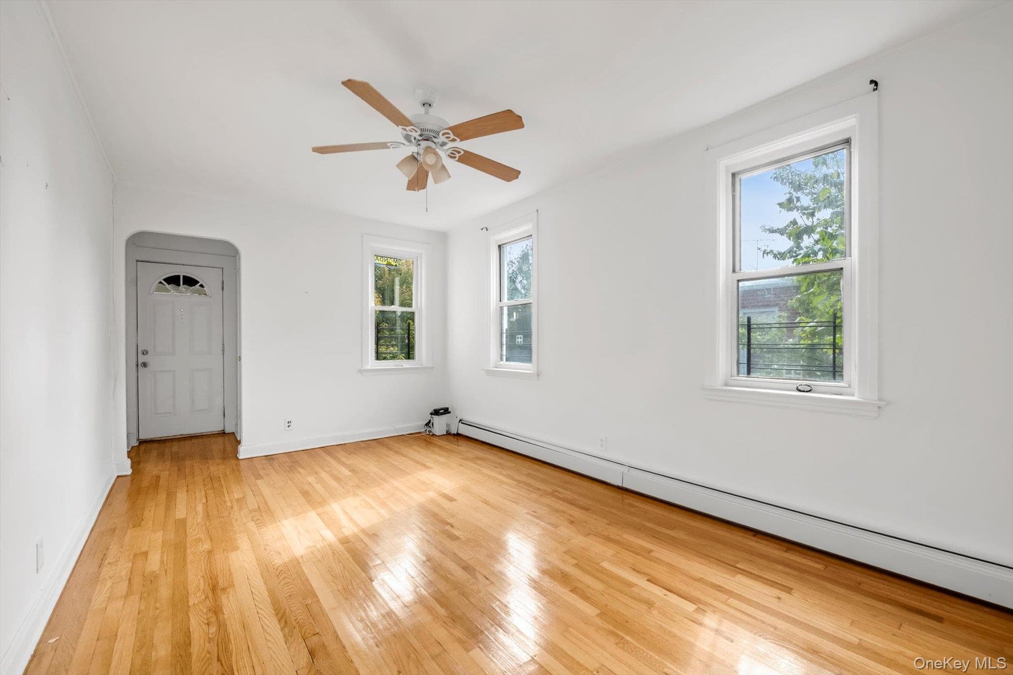 1609 Colden Avenue thumbnail 3