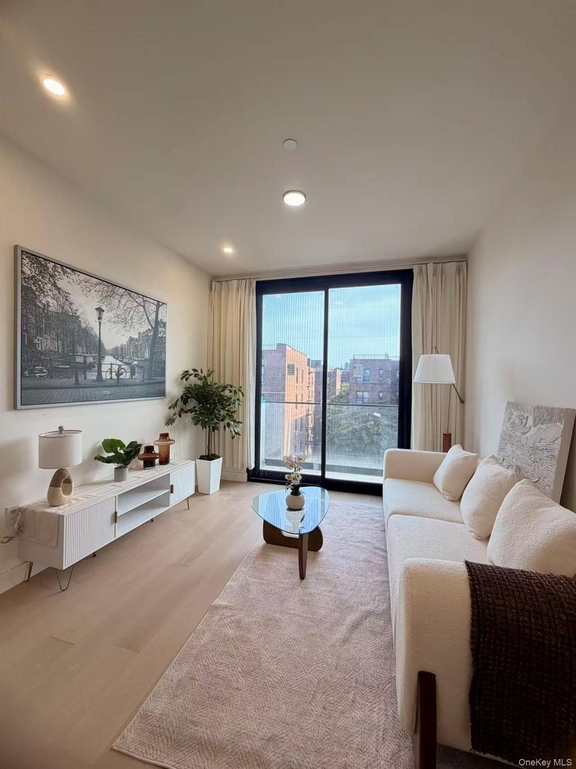 132-51 41st Road Unit: 5A thumbnail 3