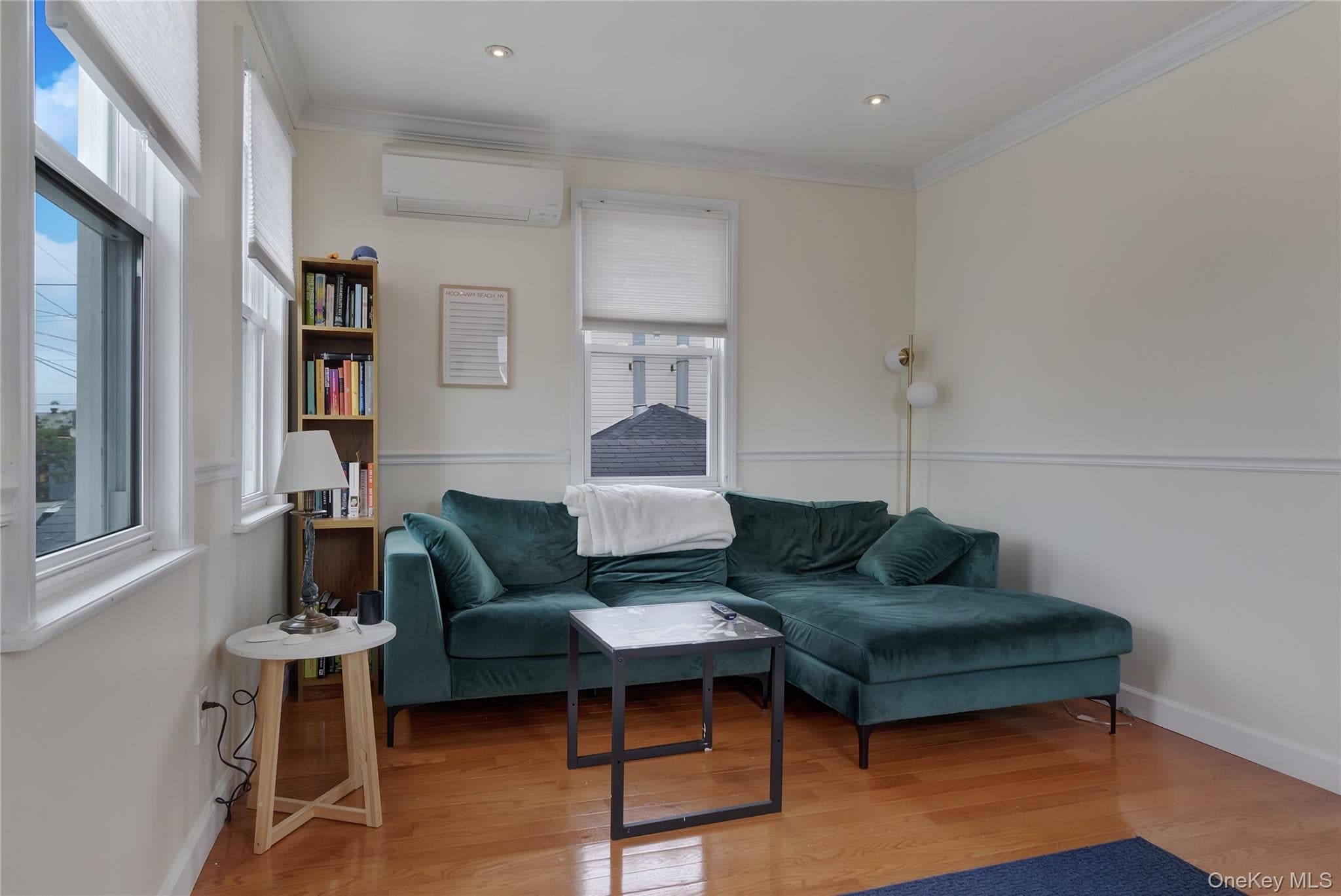 6940 Gouverneur Avenue thumbnail 4