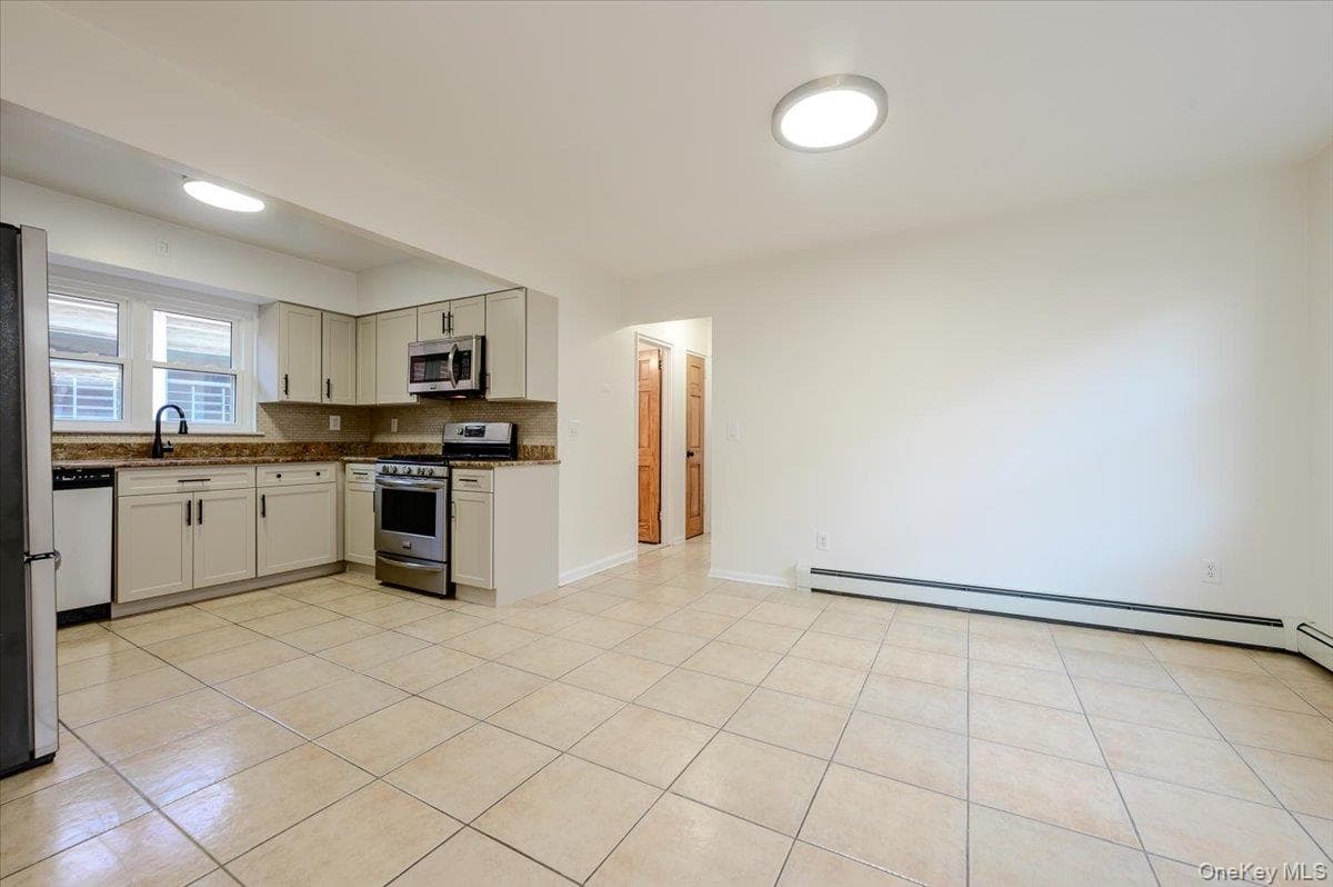 1183 Neill Avenue thumbnail 9