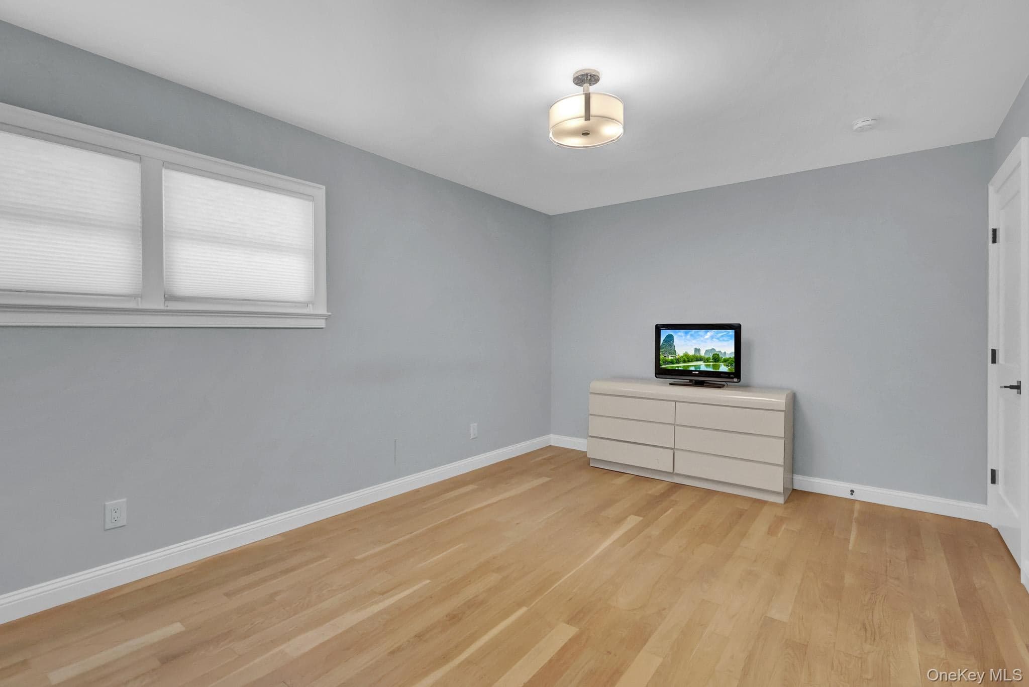12 Bainbridge Avenue thumbnail 26