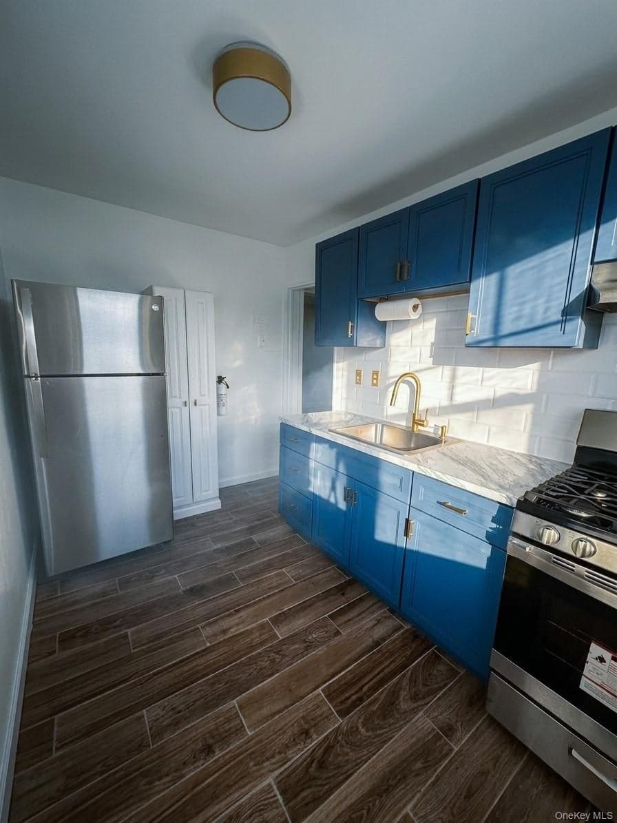 233-06 131 Avenue E Avenue Unit: 2 thumbnail 6