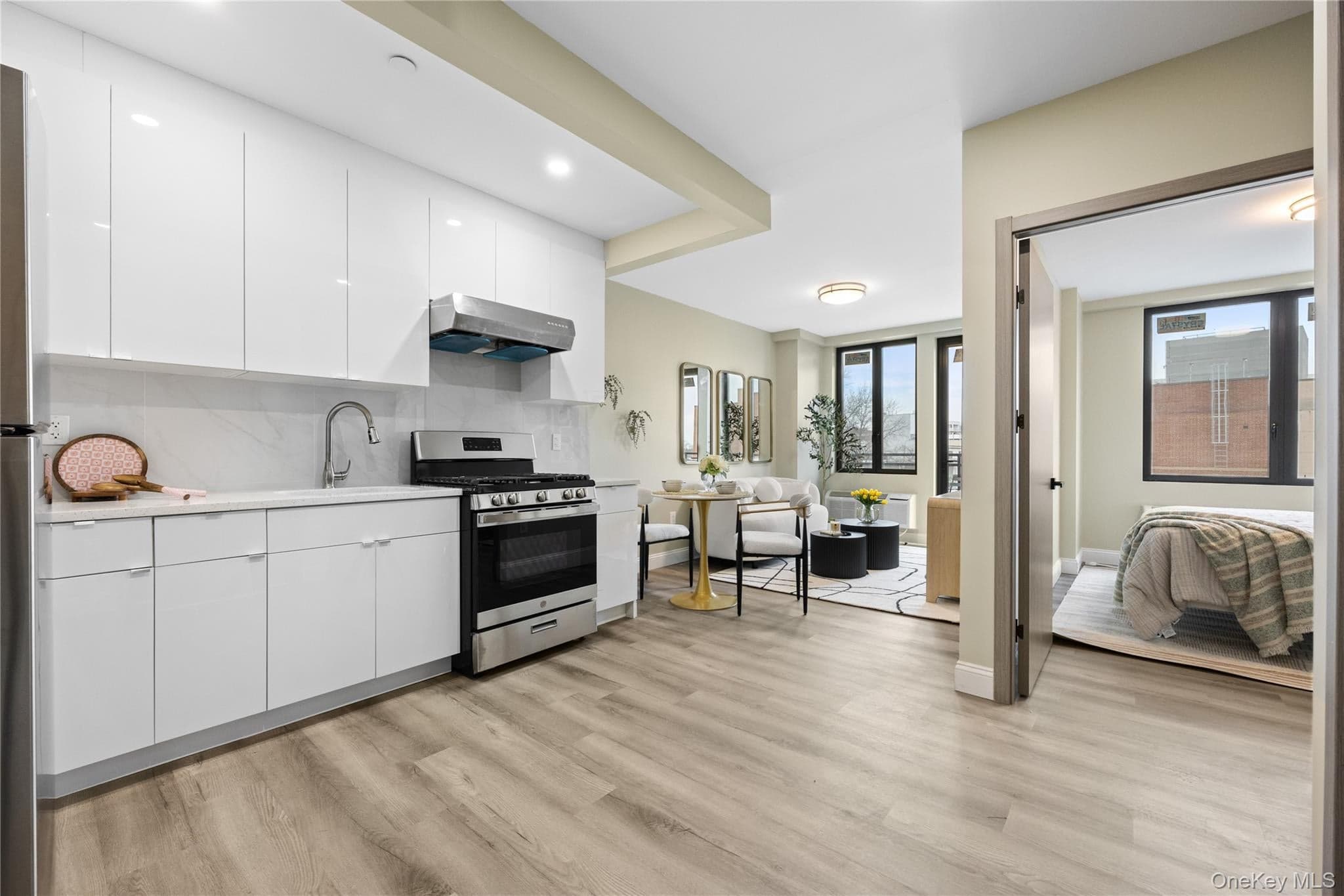 163-07 72nd Ave St Unit: 2C thumbnail 4