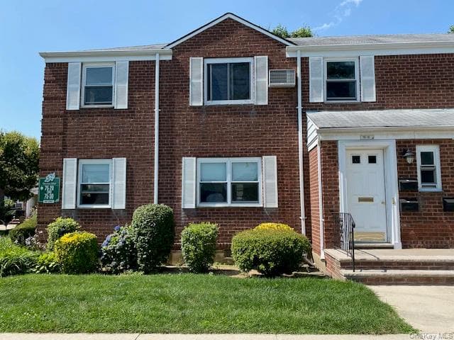75-18 263rd St Unit: G-1, Glen Oaks