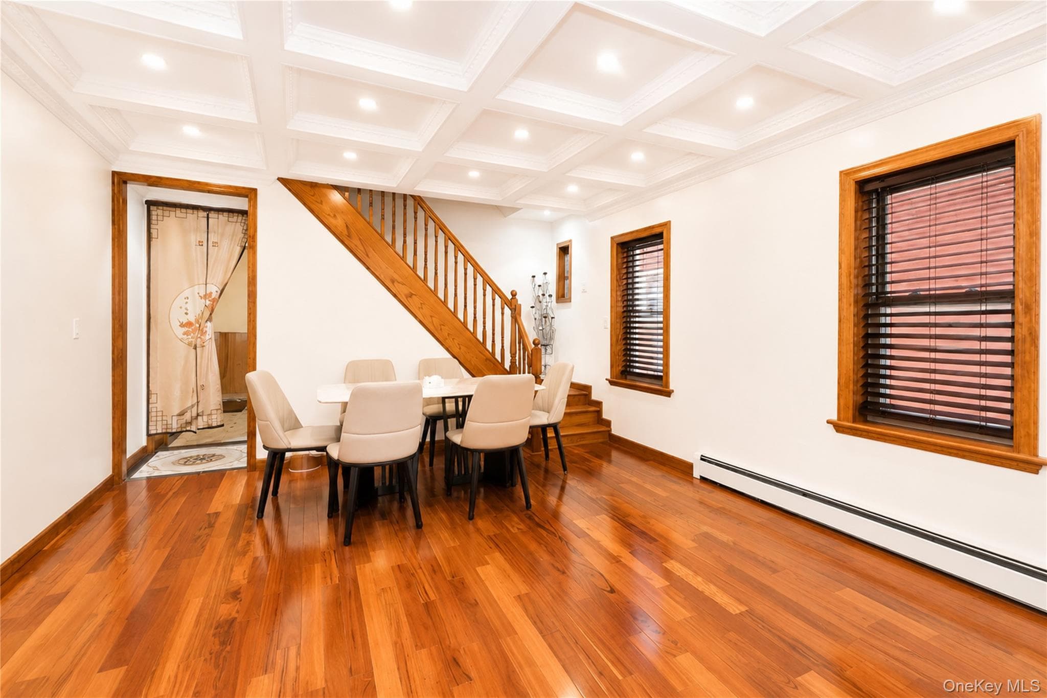 2027 E 35th Street thumbnail 10