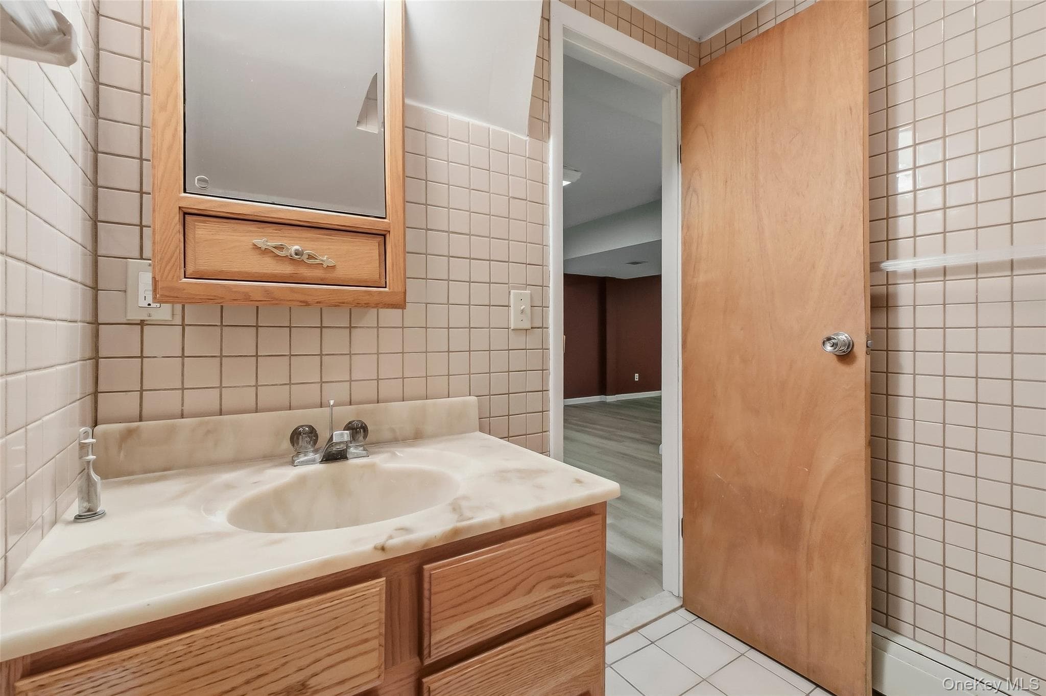 2054 Quaker Ridge Road thumbnail 31