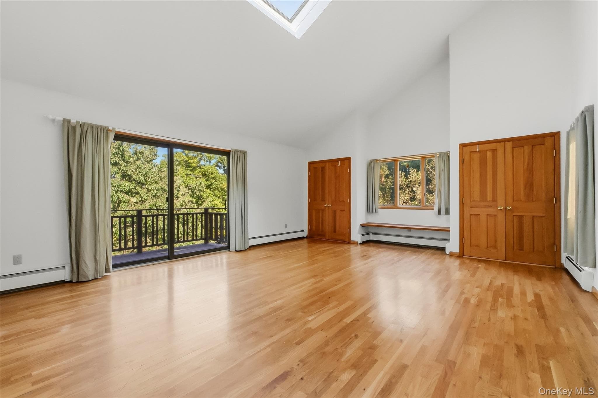 2054 Quaker Ridge Road thumbnail 19