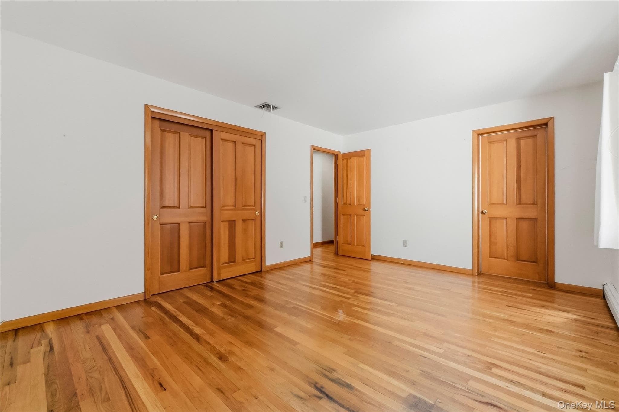 2054 Quaker Ridge Road thumbnail 25