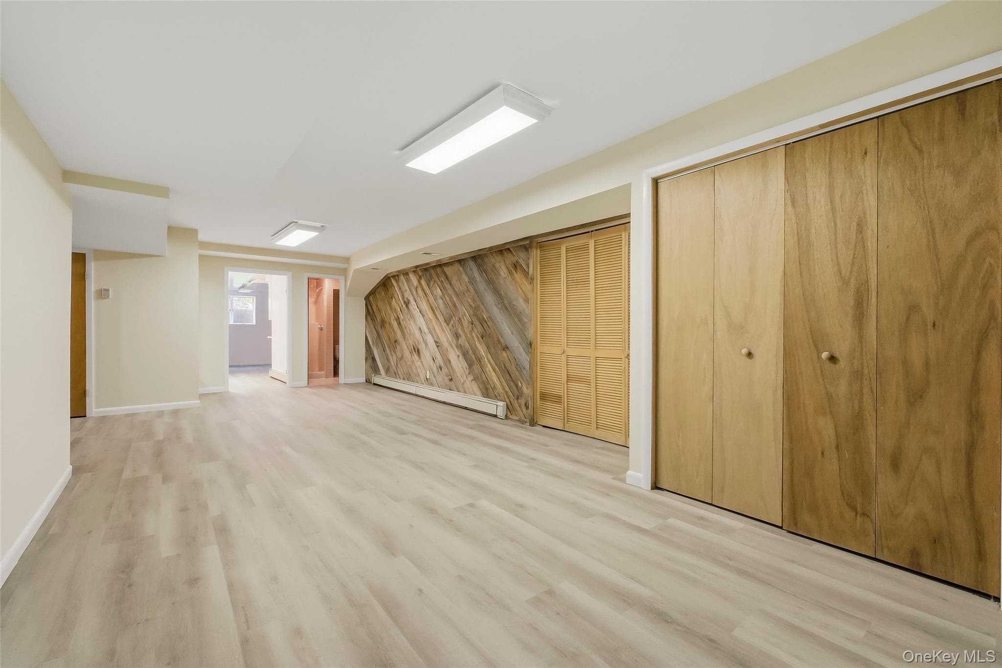 2054 Quaker Ridge Road thumbnail 32