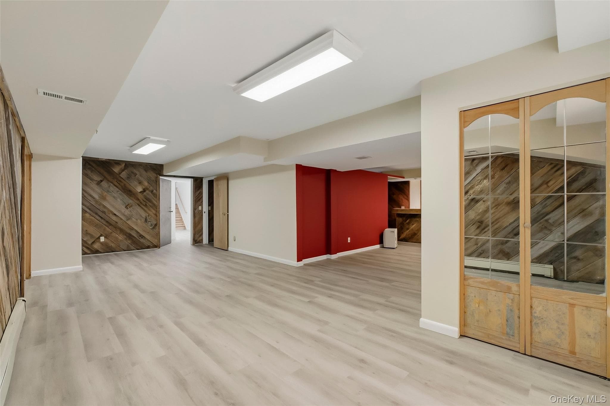 2054 Quaker Ridge Road thumbnail 30