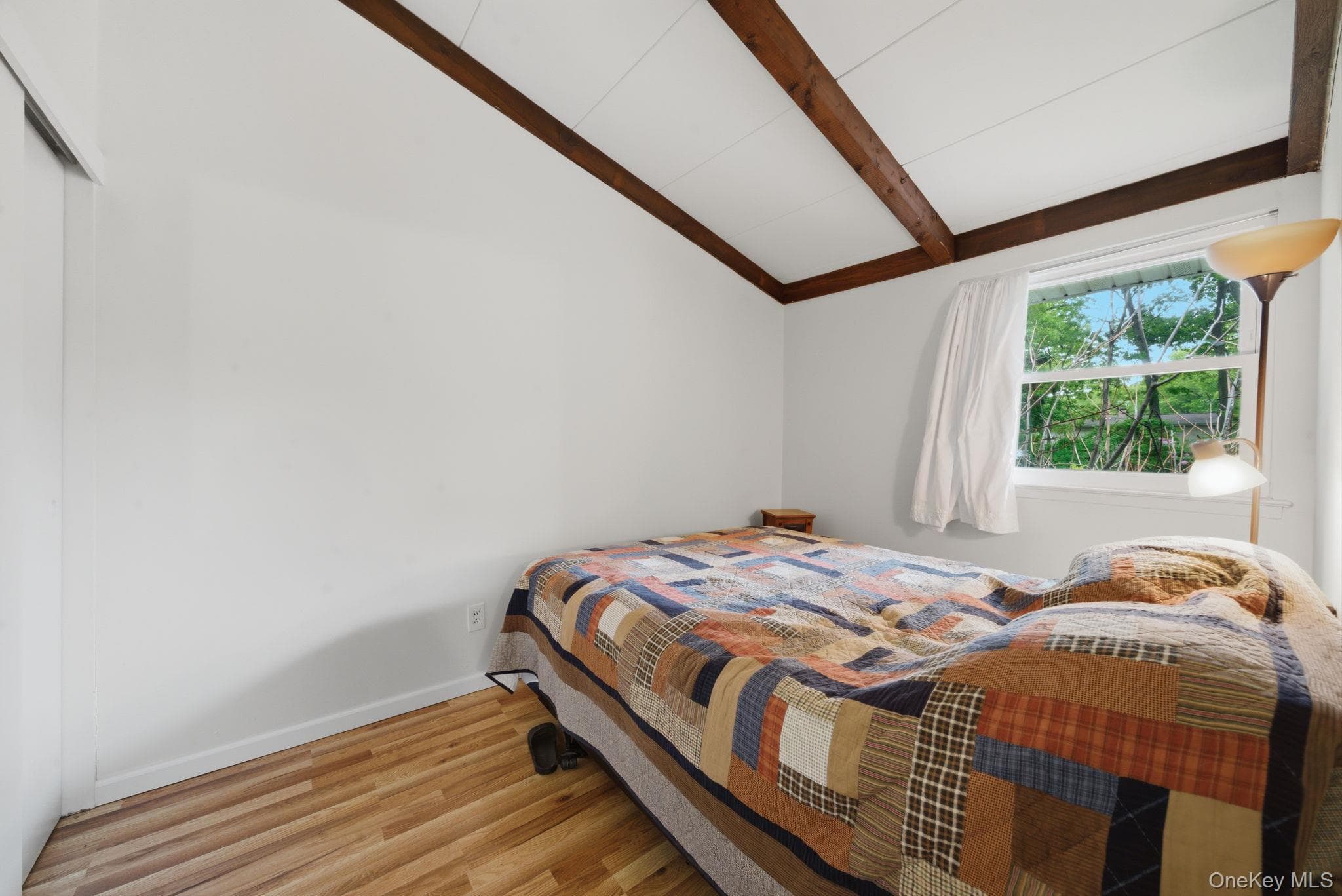 16 Lodge Lane thumbnail 13