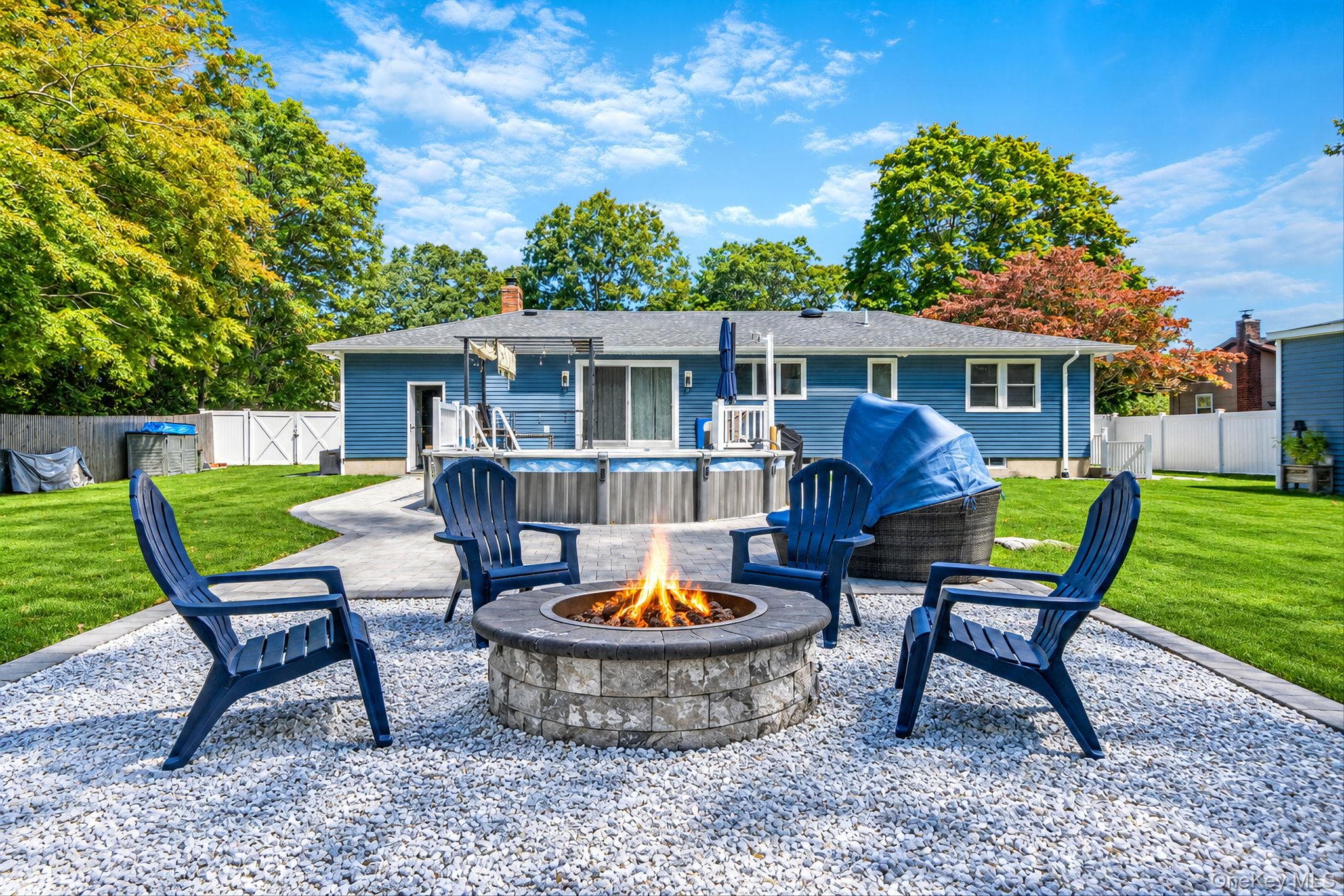 20 Danbury Avenue thumbnail 22