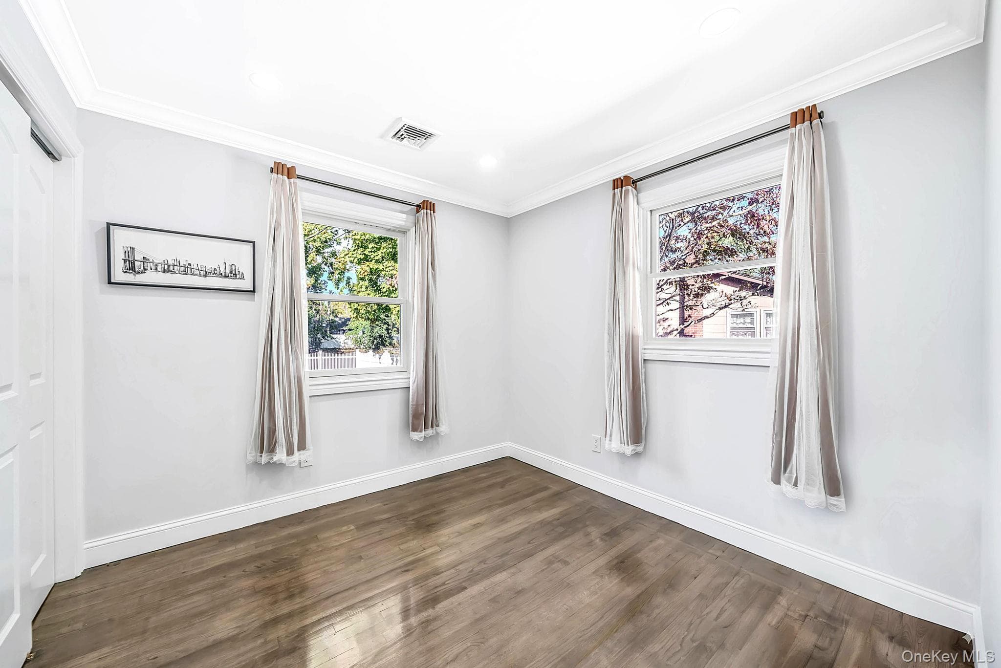 20 Danbury Avenue thumbnail 13