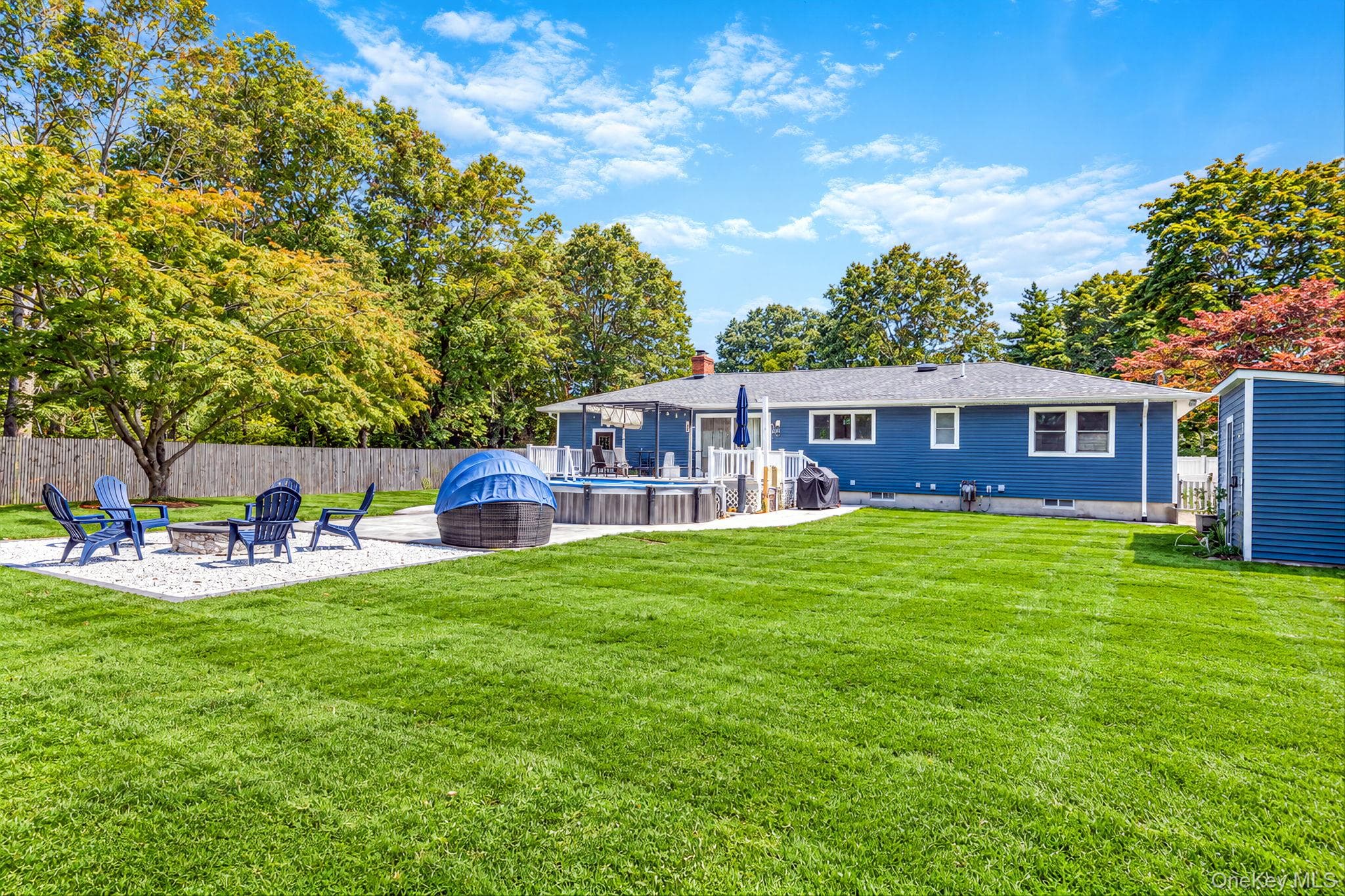 20 Danbury Avenue thumbnail 25