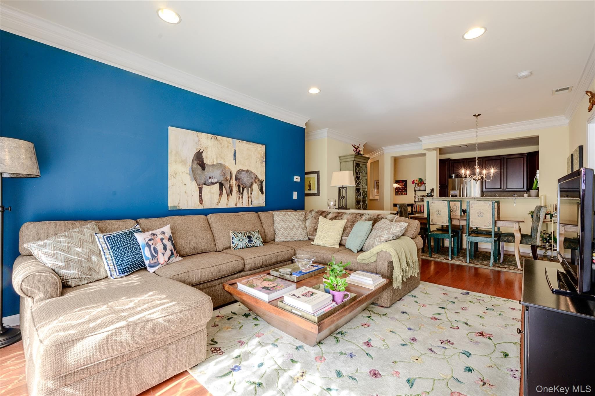 3410 Bennington Drive Unit: 3410 thumbnail 4