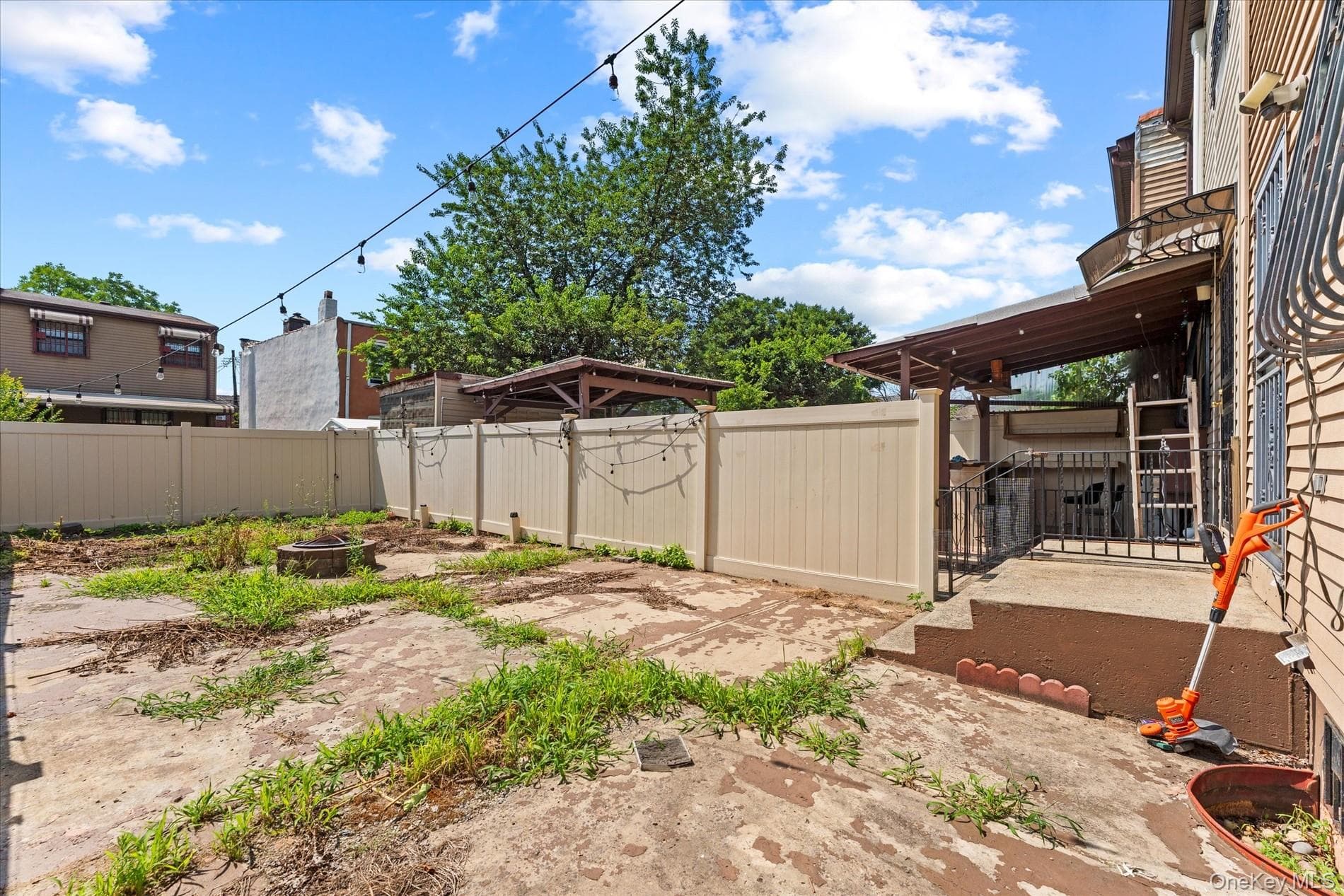534 Warwick Street thumbnail 24
