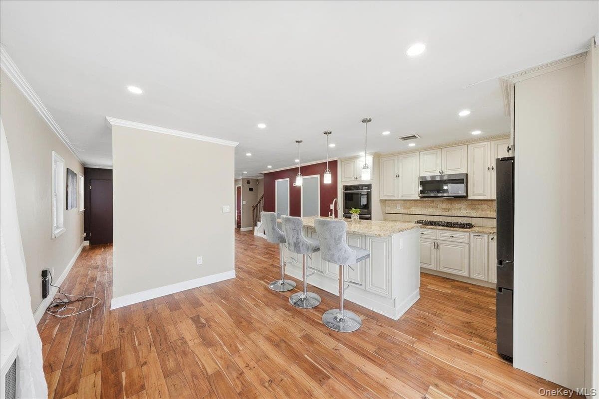 4048 Seton Avenue thumbnail 16