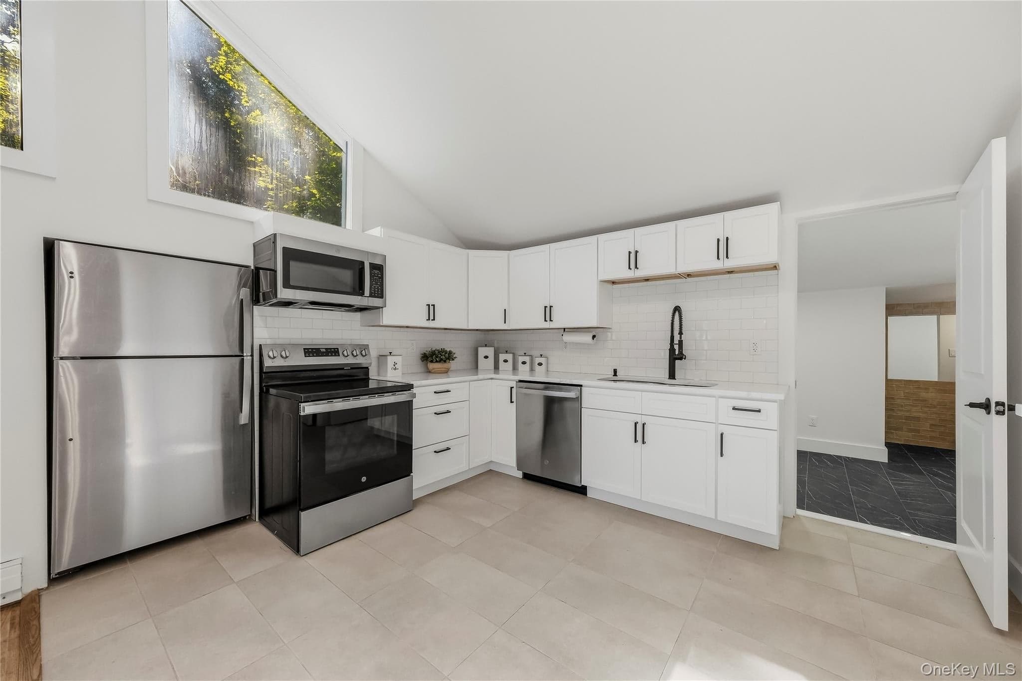 34 Rutland Drive thumbnail 17