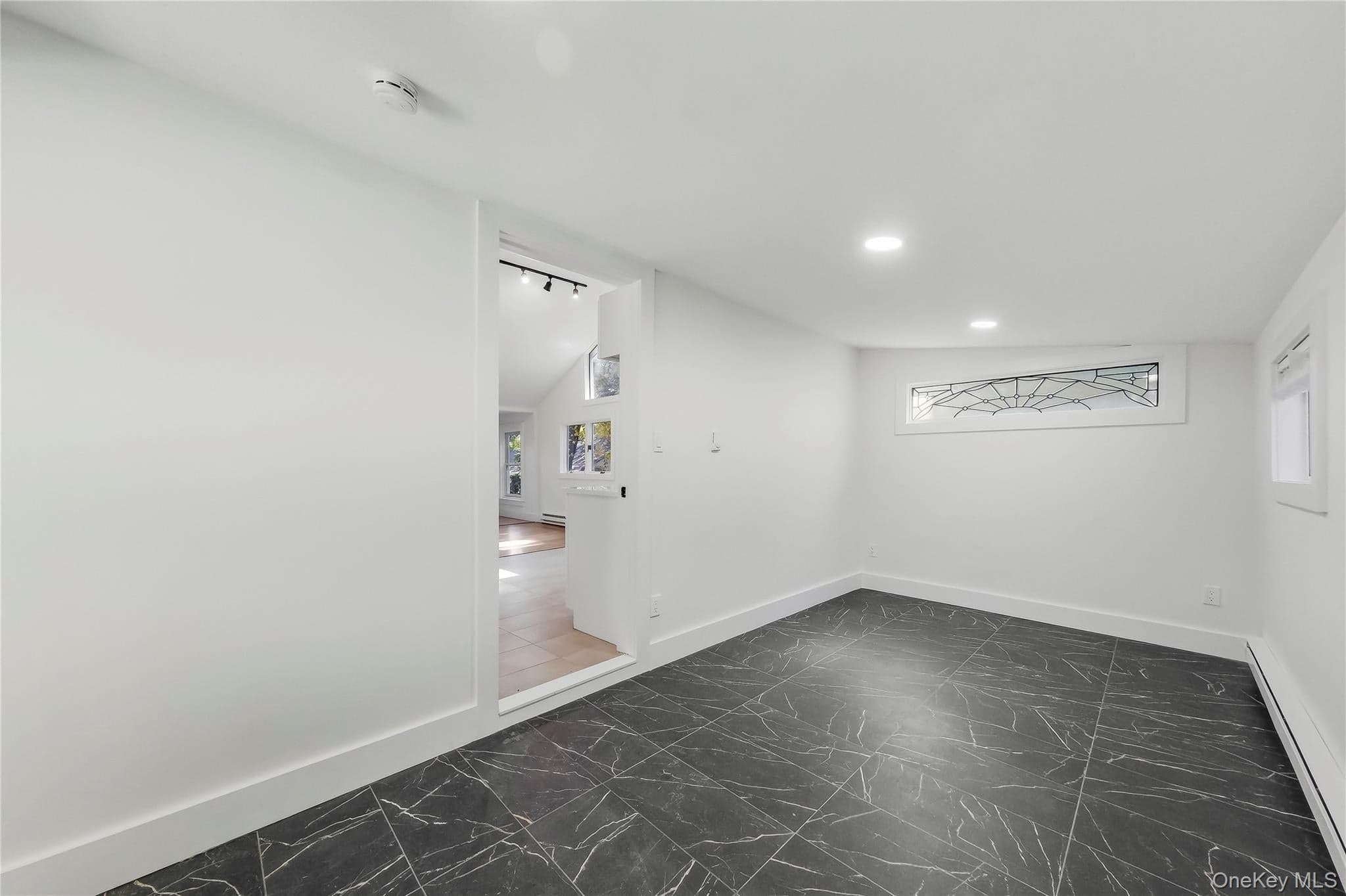 34 Rutland Drive thumbnail 26