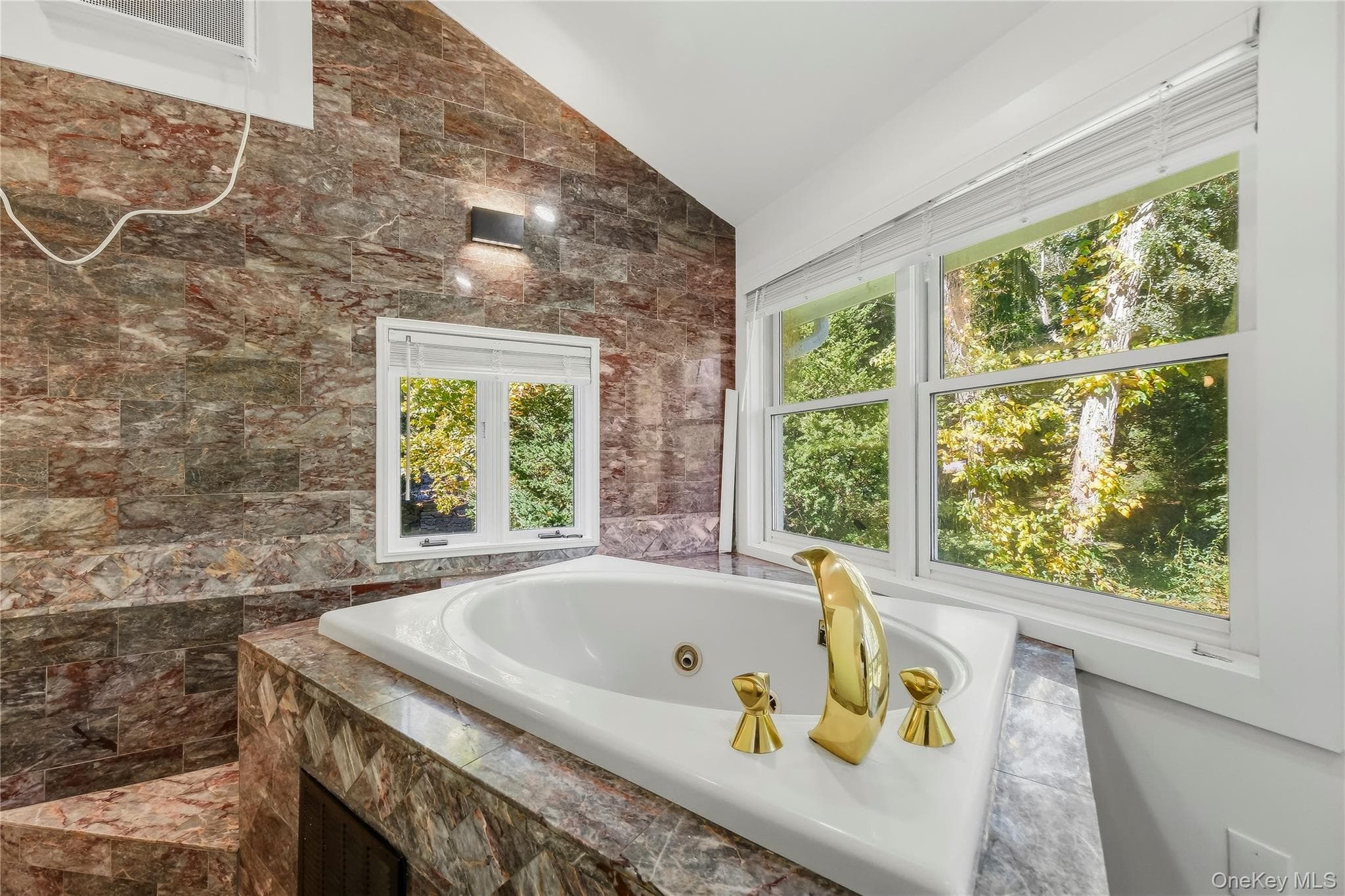 34 Rutland Drive thumbnail 35