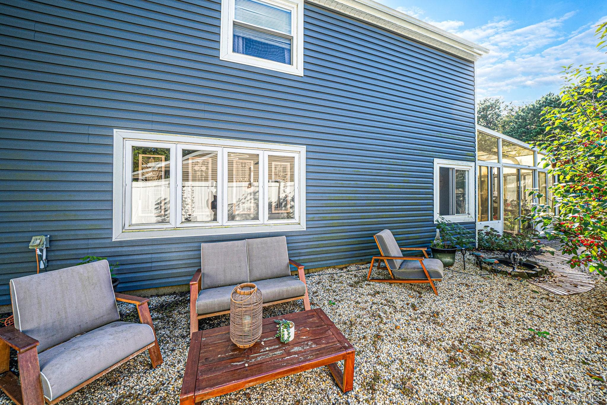 76 Corbin Avenue thumbnail 35
