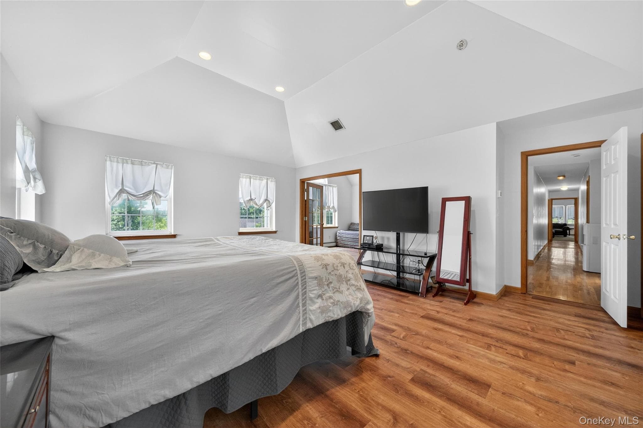 8 Alloway Crescent thumbnail 25
